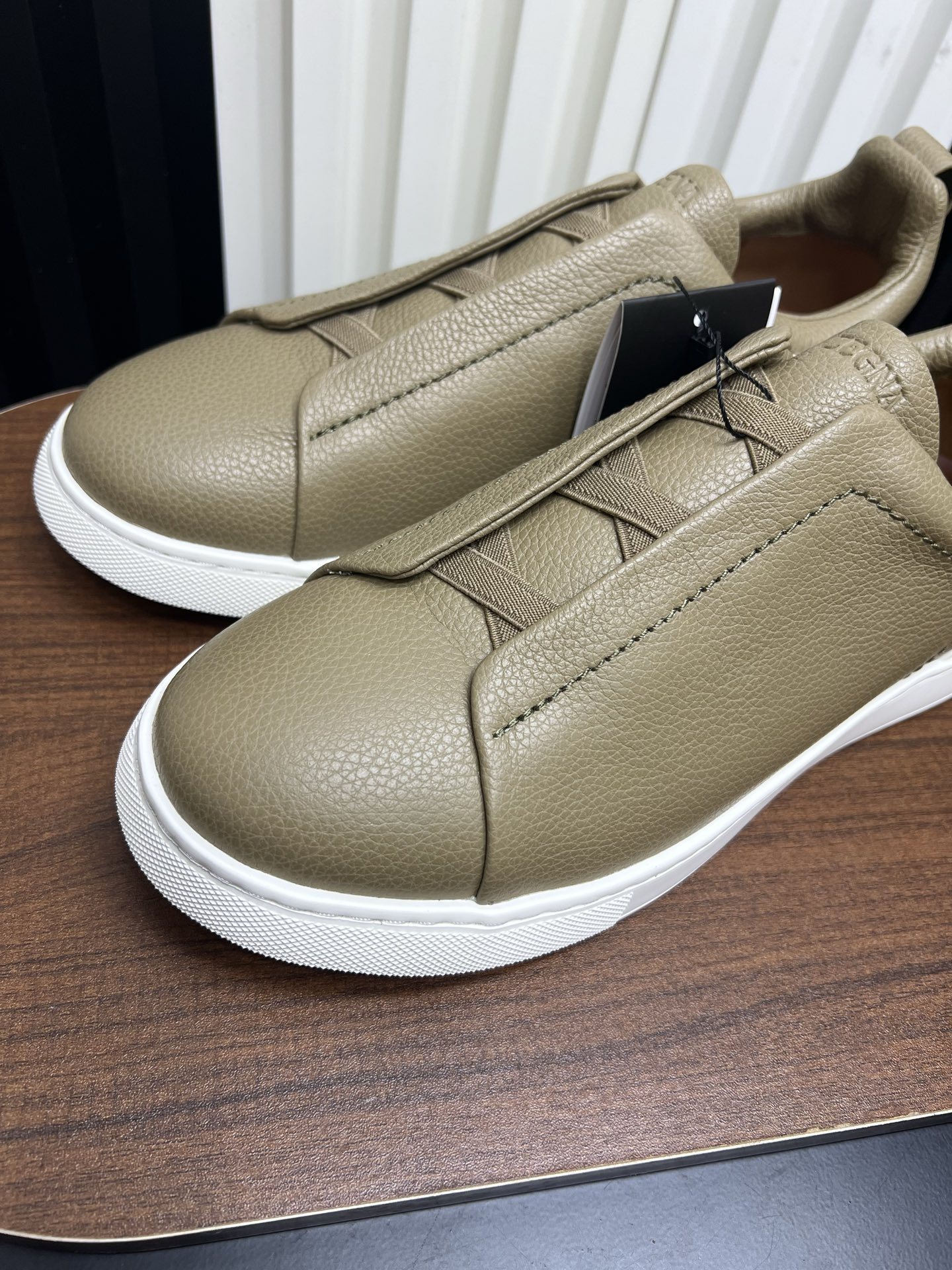 Men Slip-On Leather Casual Shoes Khaki Laceless Walking Sneakers
