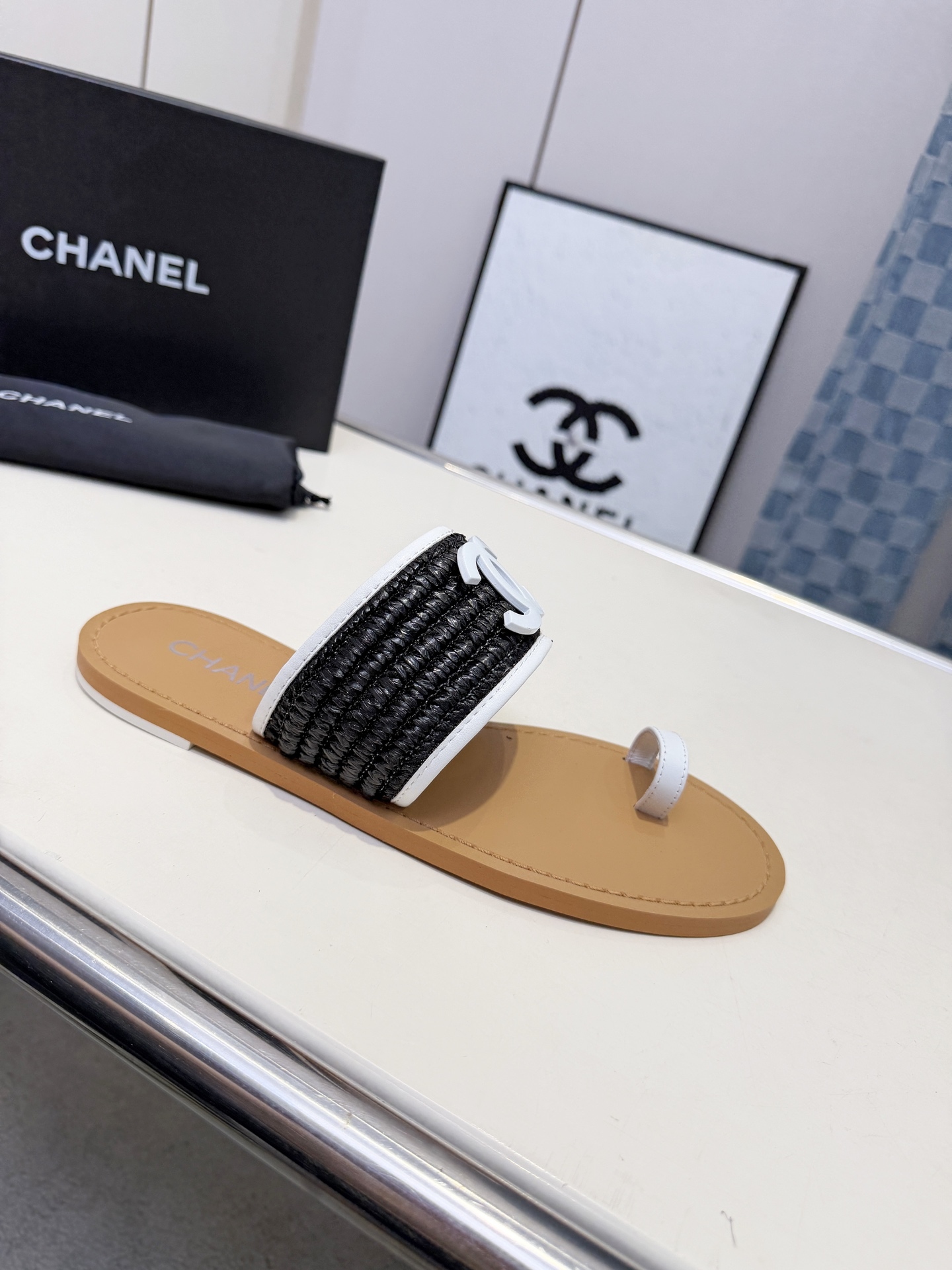 Women Woven Strap Flat Slide Sandals Summer Open Toe Slip On Casual Beach Slippers For Ladies