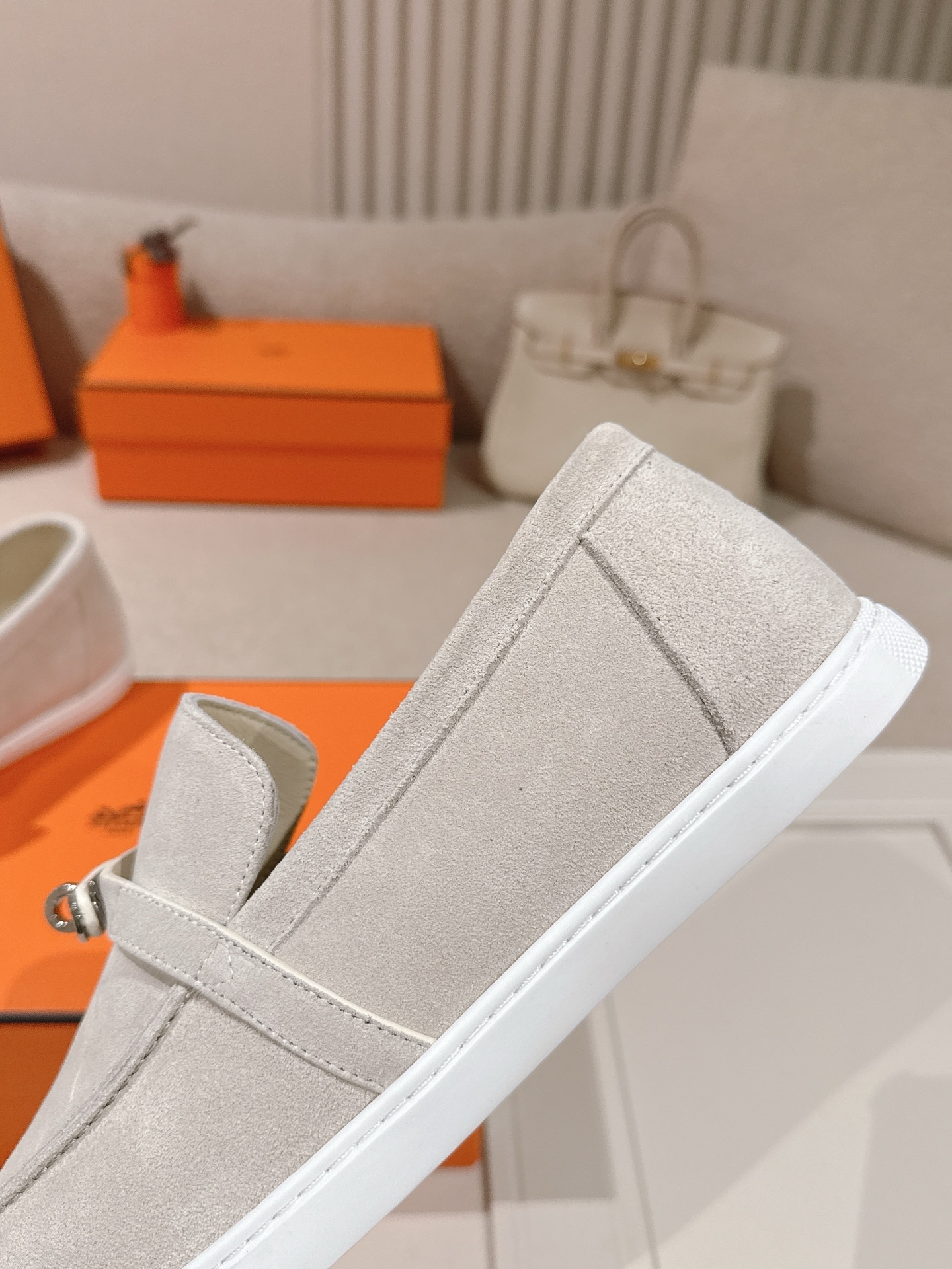 Women Suede Metal Buckle Loafers Slip On Flat Casual Walking Shoes