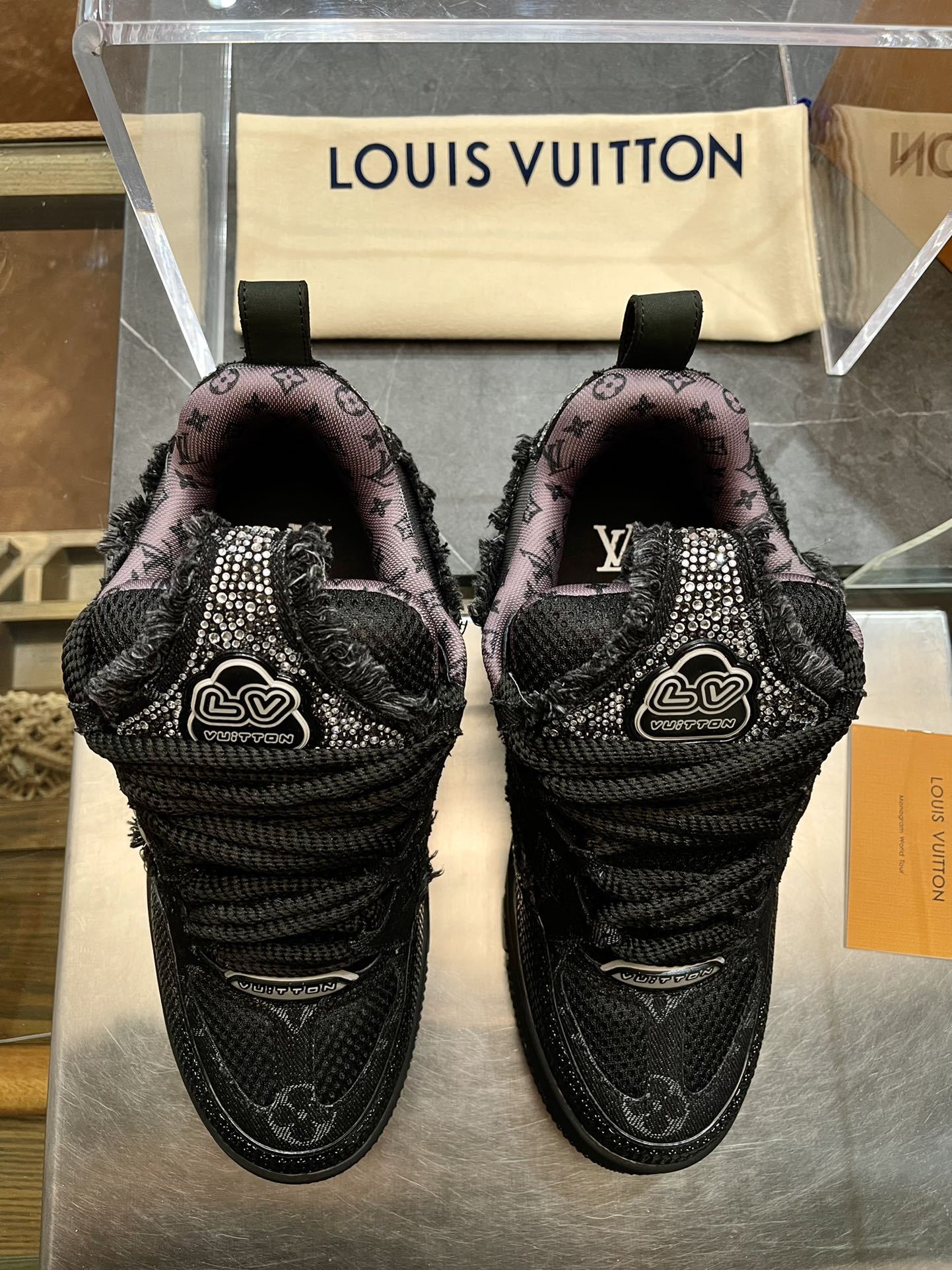 Black Jacquard Pattern Lace Up Skate Shoes Warm Lining Fashion Platform Casual Sneakers