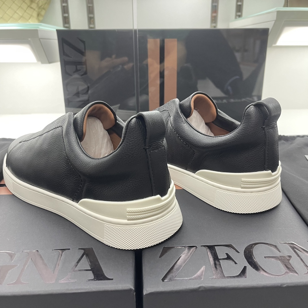 Men Black Genuine Leather Elastic Slip On Sneakers Low Top Business Casual Daily Walking Shoes