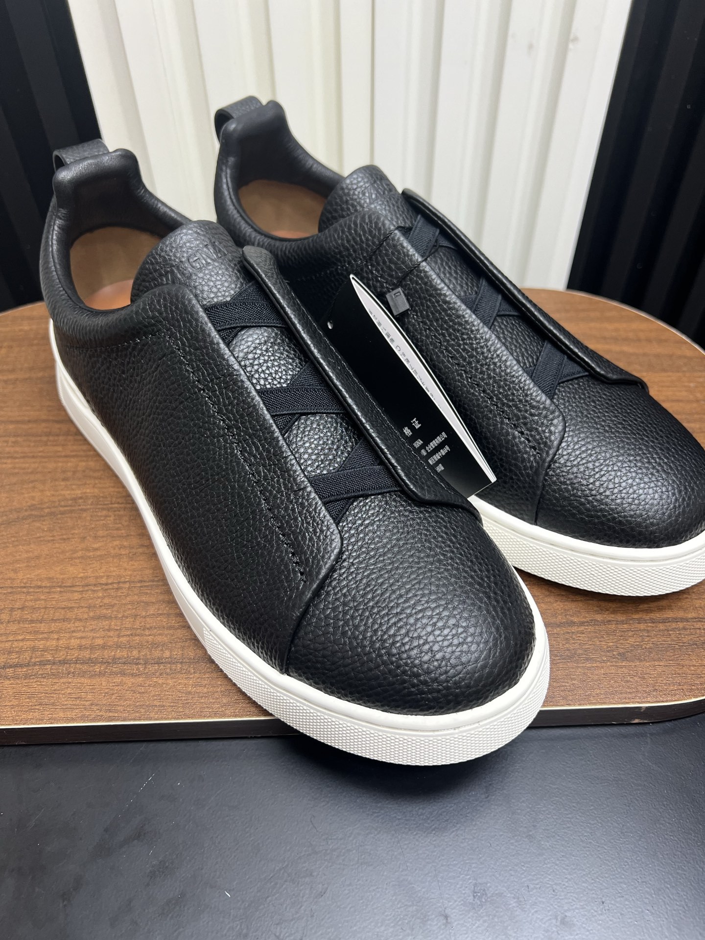 Men Black Leather Laceless Slip On Sneakers Low Top Business Casual Walking Shoes