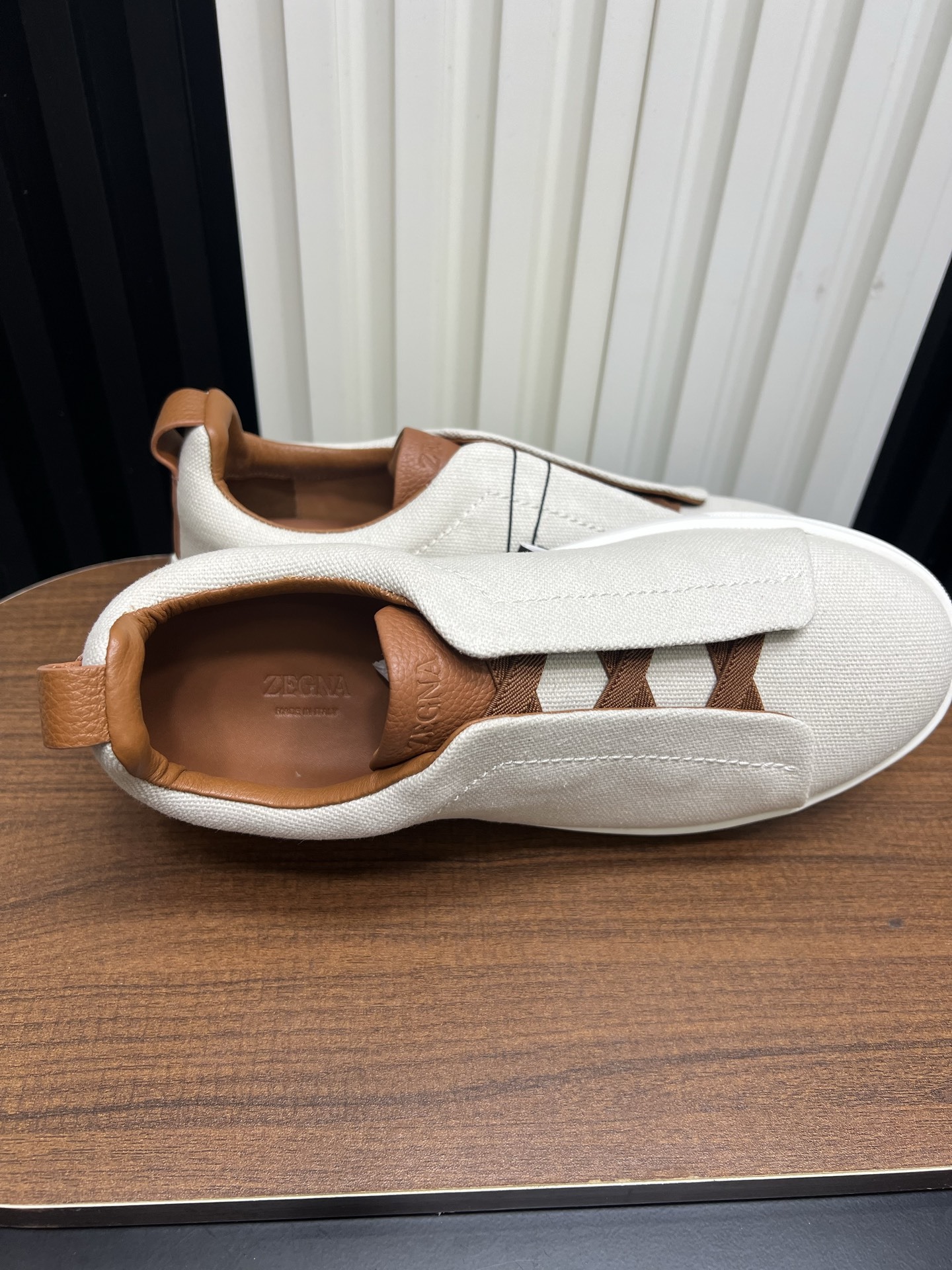 Men Slip-On Canvas Casual Shoes White Brown Laceless Walking Sneakers