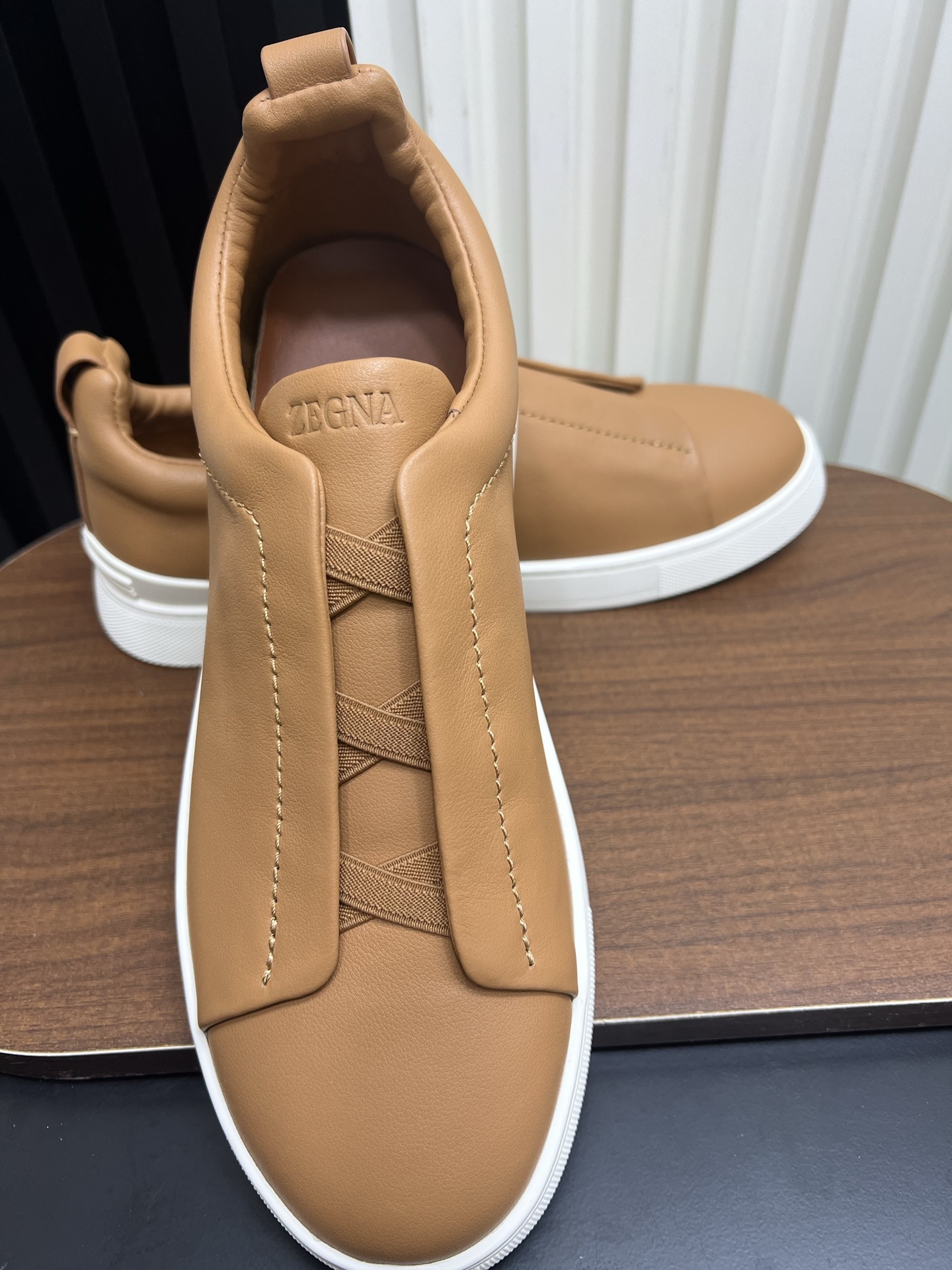 Men Slip-On Grain Leather Casual Shoes Camel Laceless Walking Sneakers
