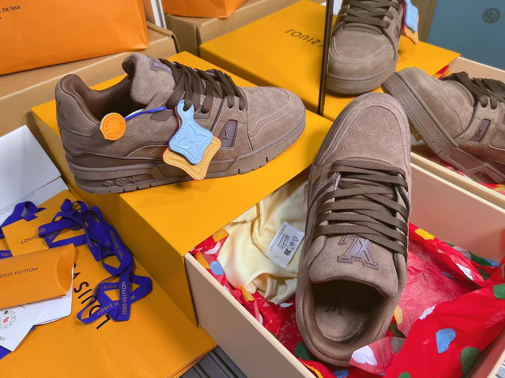 Coffee Suede Retro Sneakers Fashion Lace Up Flat Casual Skate Shoes