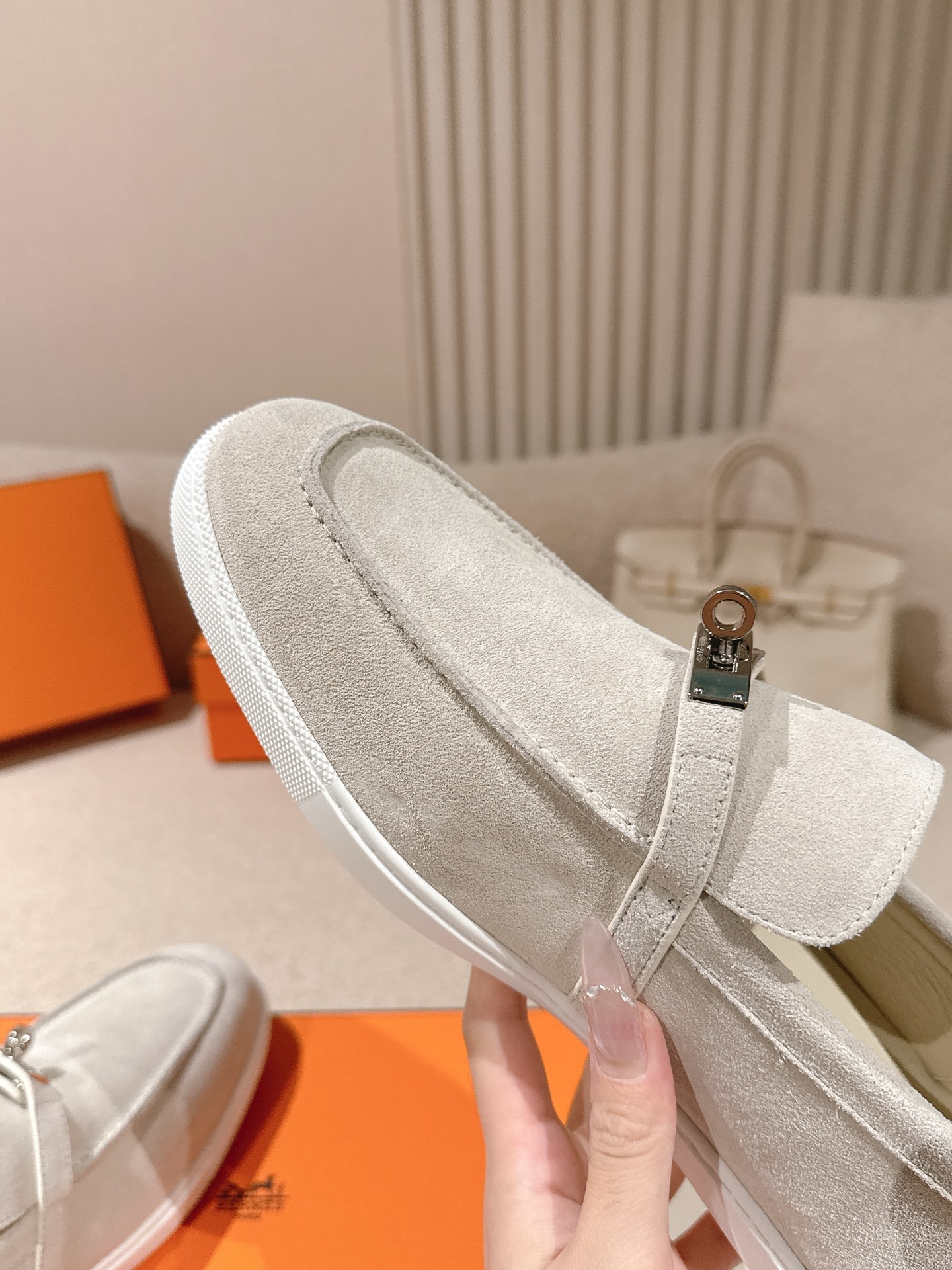 Women Suede Metal Buckle Loafers Slip On Flat Casual Walking Shoes