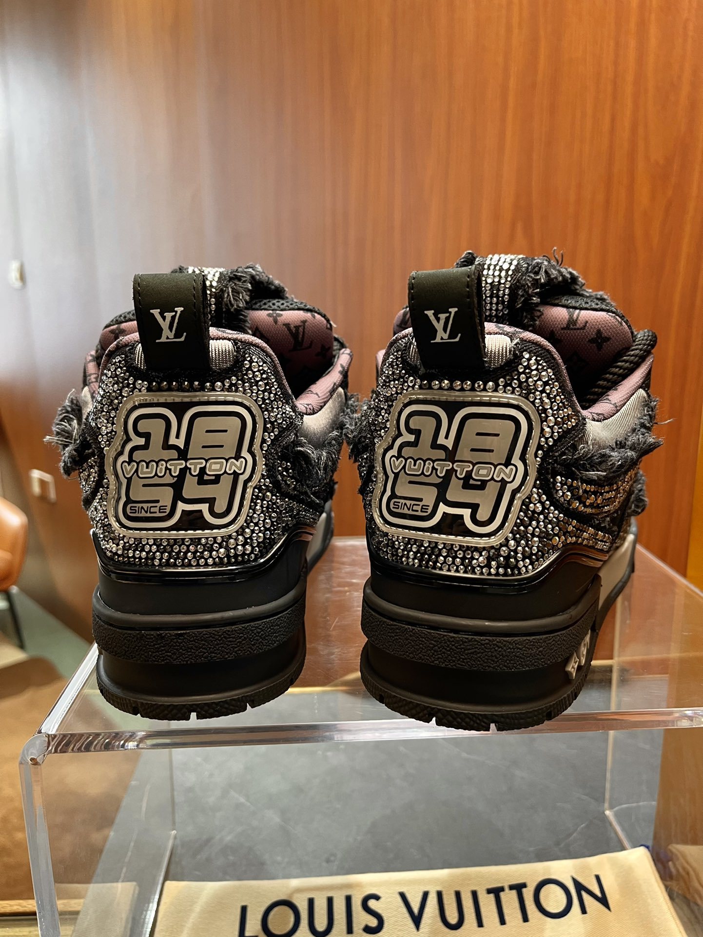 Black Jacquard Pattern Lace Up Skate Shoes Warm Lining Fashion Platform Casual Sneakers
