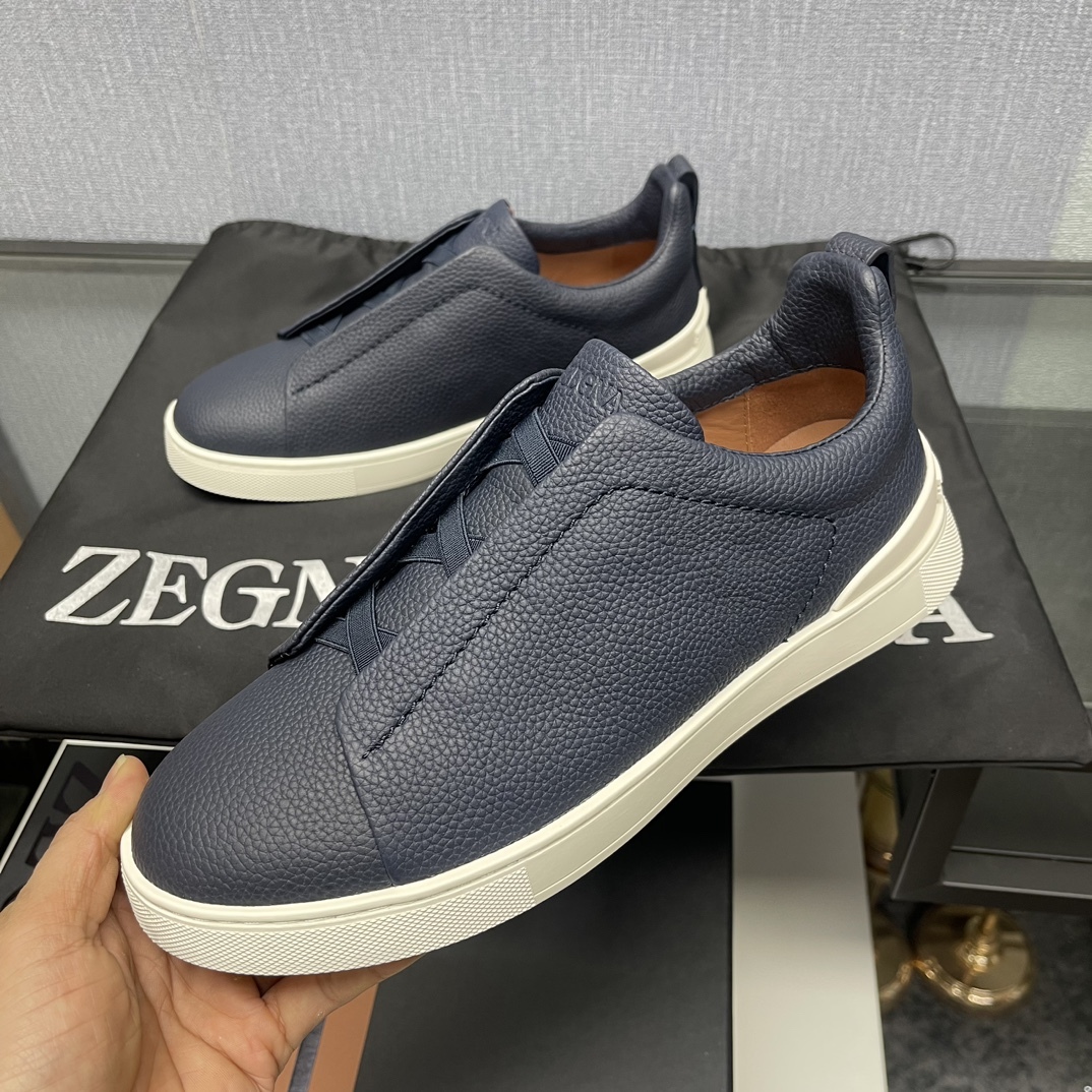 Men Dark Blue Leather Slip On Casual Sneakers Elastic Band Low Top Business Daily Walking Shoes
