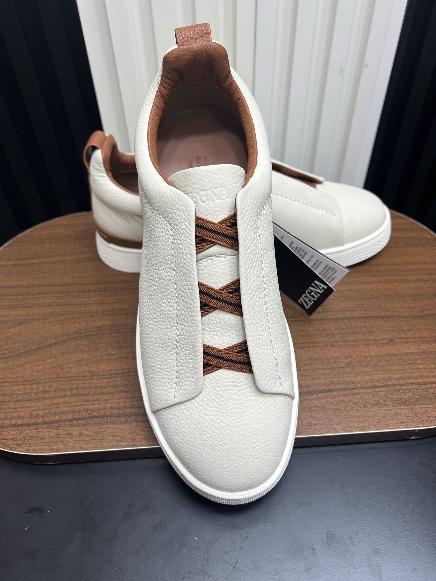 Men's Leather Slip On Sneakers, Elastic Strap No Laces Casual Walking Shoes, Fashion Low Top Flat Comfort Daily Shoes