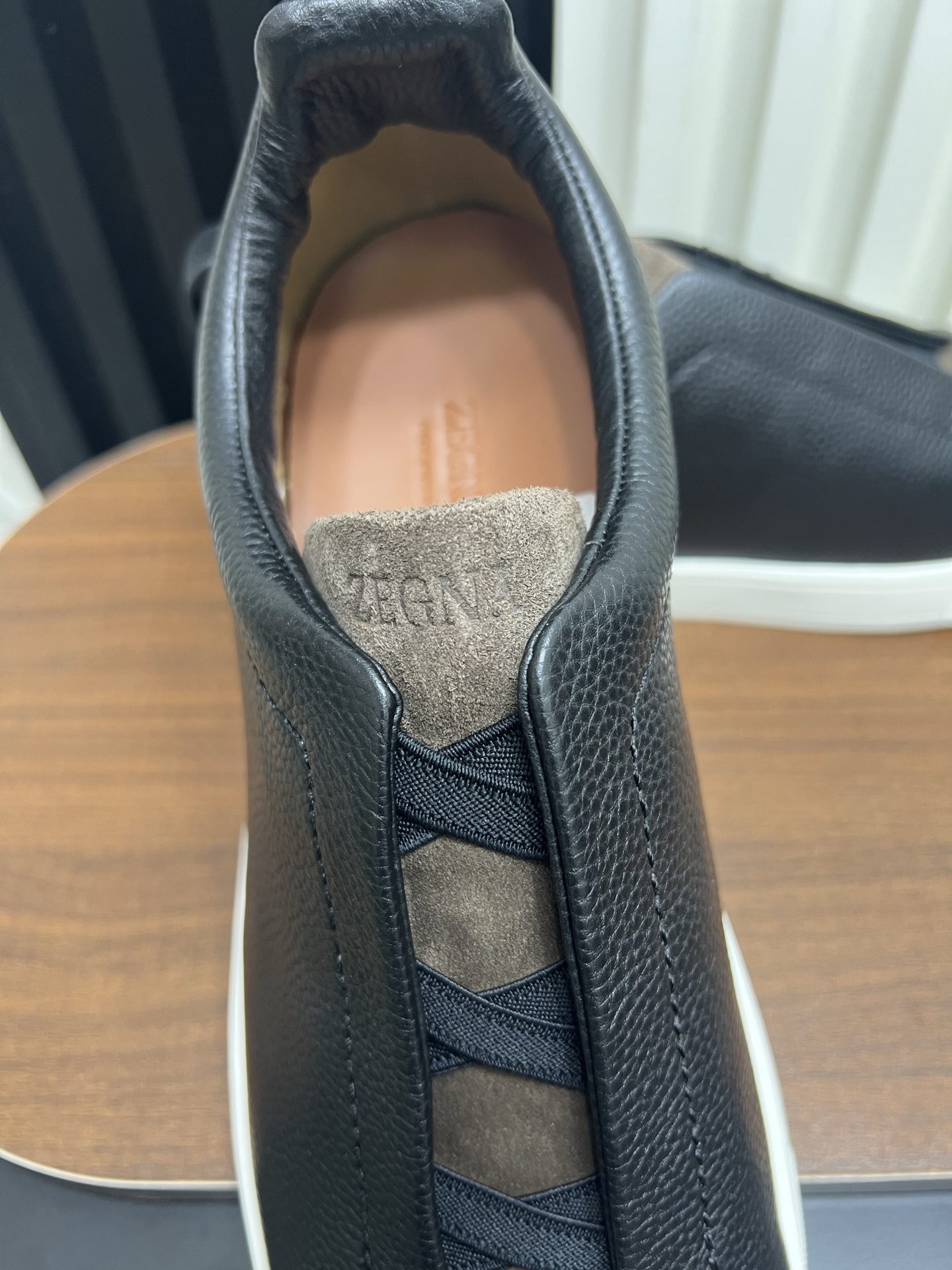 Men Slip-On Leather Suede Spliced Casual Shoes Black Dark Brown Laceless Sneakers