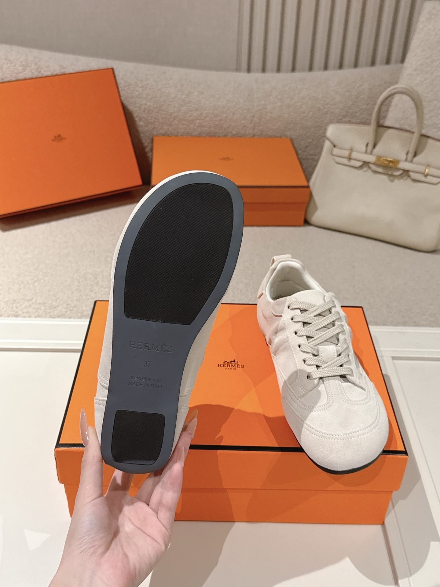 Women White Suede Retro Sneakers Light Lace Up German Trainer Casual Walking Shoes