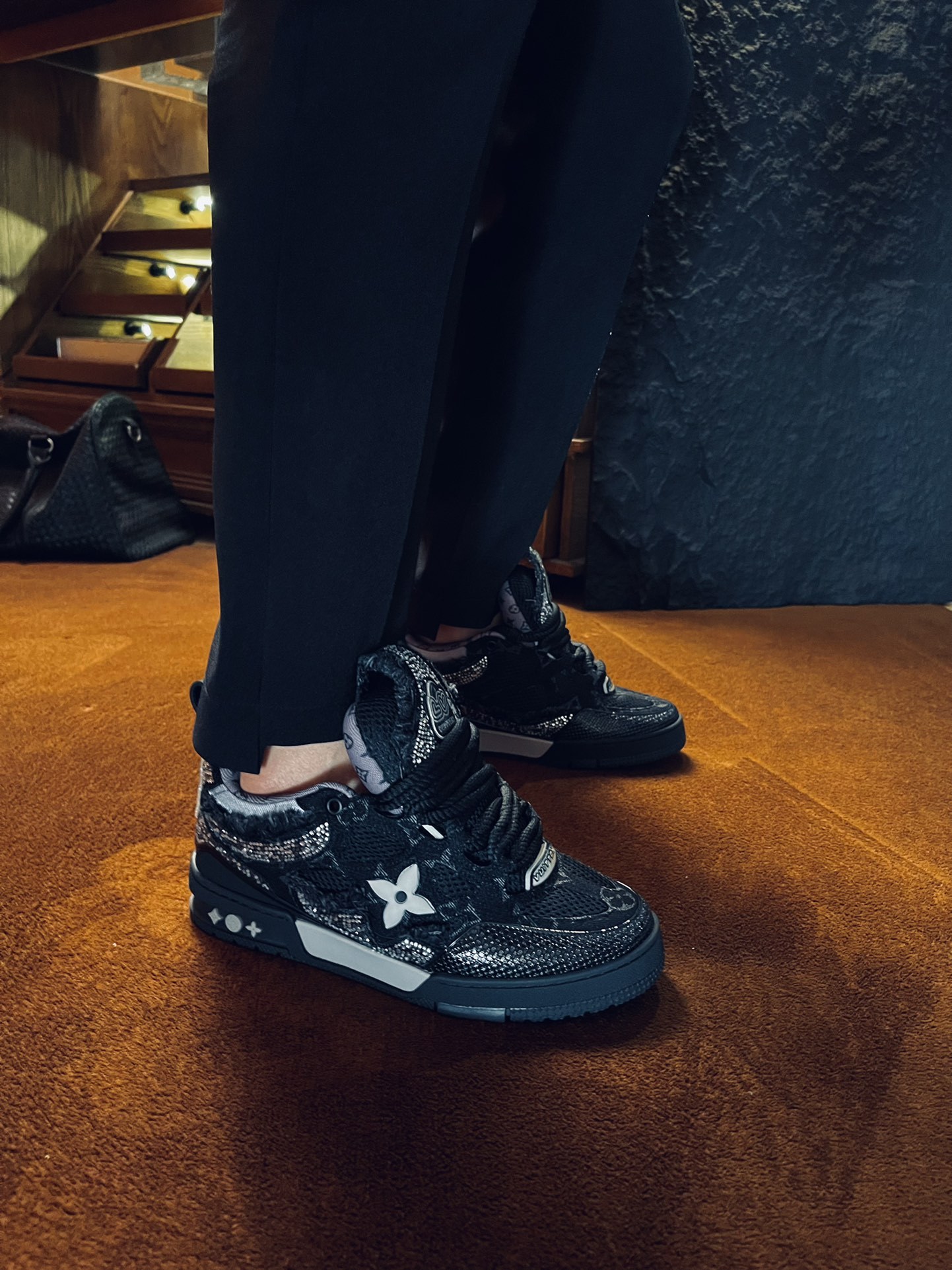 Black Jacquard Pattern Lace Up Skate Shoes Warm Lining Fashion Platform Casual Sneakers