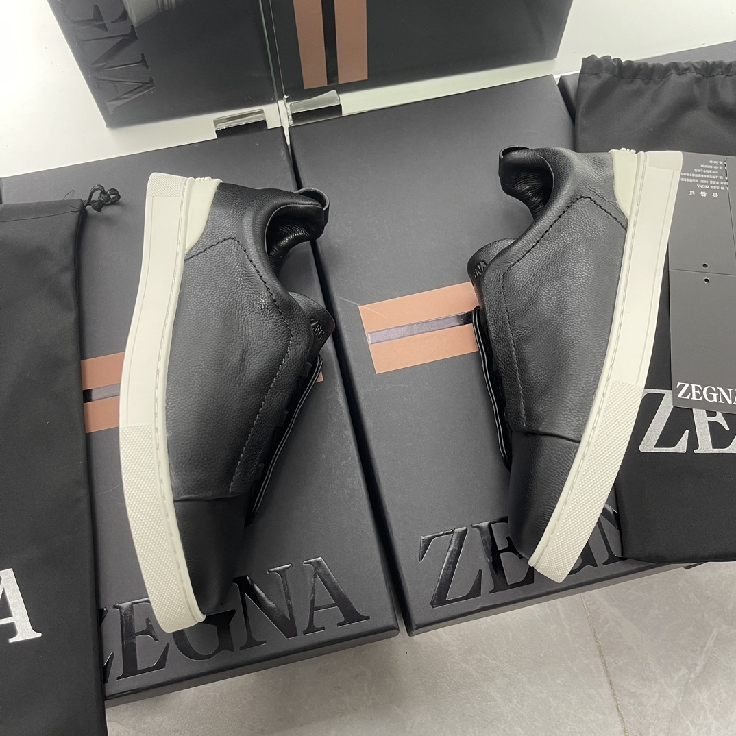 Men Black Genuine Leather Elastic Slip On Sneakers Low Top Business Casual Daily Walking Shoes