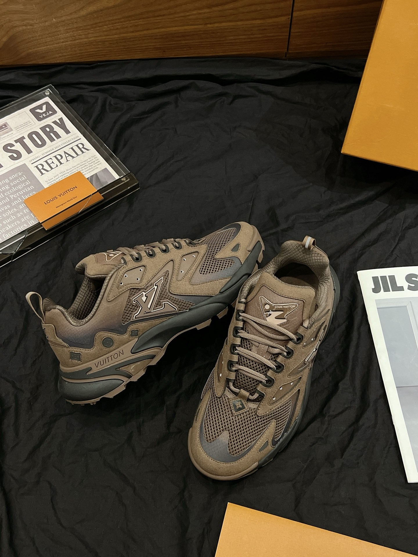 Brown Retro Chunky Platform Dad Shoes Men Breathable Mesh Non-Slip Outdoor Hiking Sneakers Casual Walking Trainers