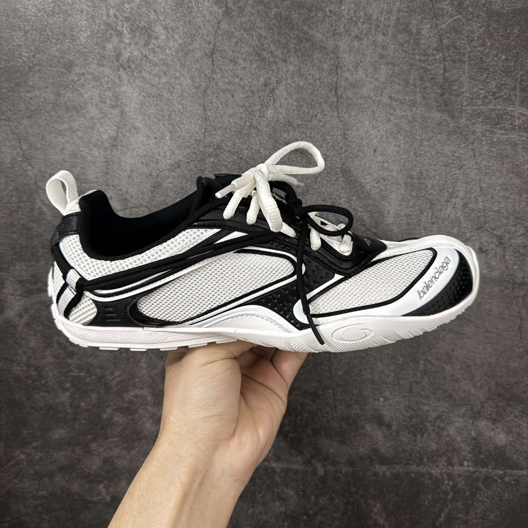 Men Black White Retro Mesh Casual Sneakers Low Top Lace Up Breathable Lightweight Sport Running Shoes Anti Slip Daily Walking Trainers