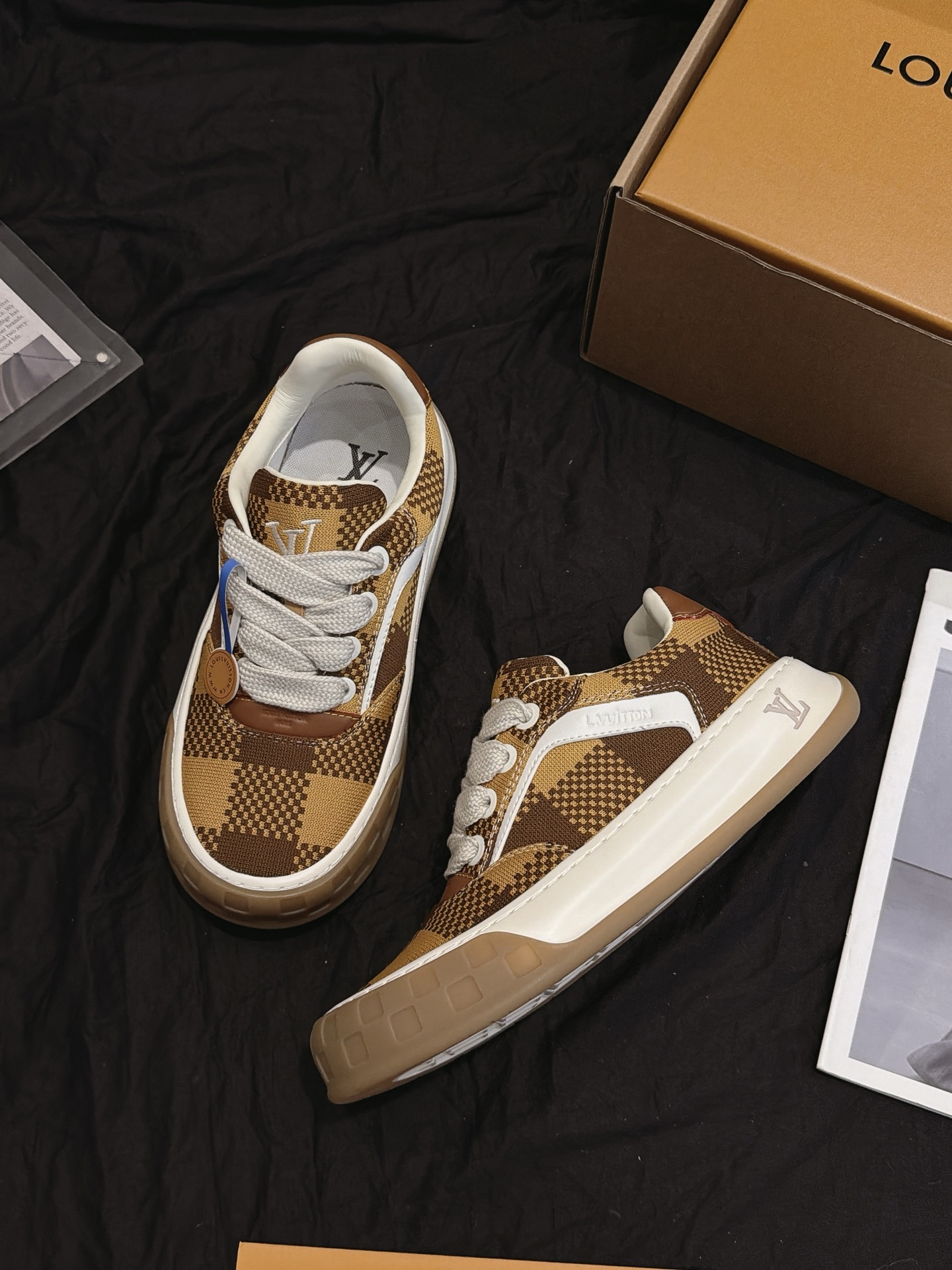 Brown Plaid Print Lace Up Skate Shoes Non Slip Thick Sole Fashion Casual Sneakers Unisex