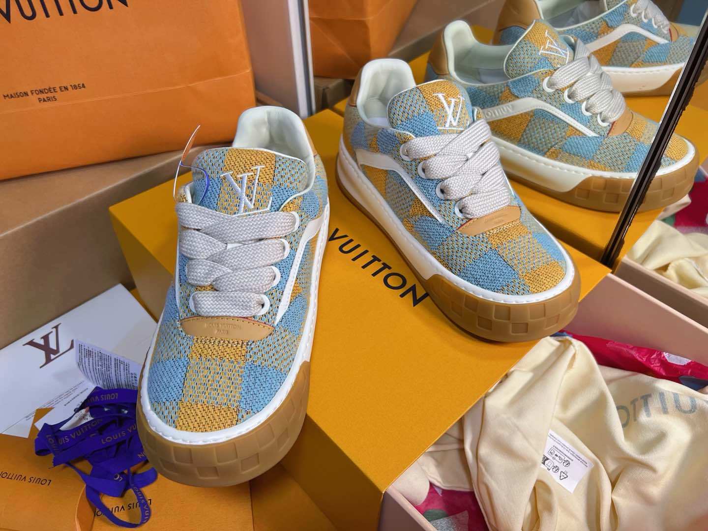 Blue Yellow Plaid Knitted Casual Skate Shoes Unisex Lace Up Fashion Sneakers