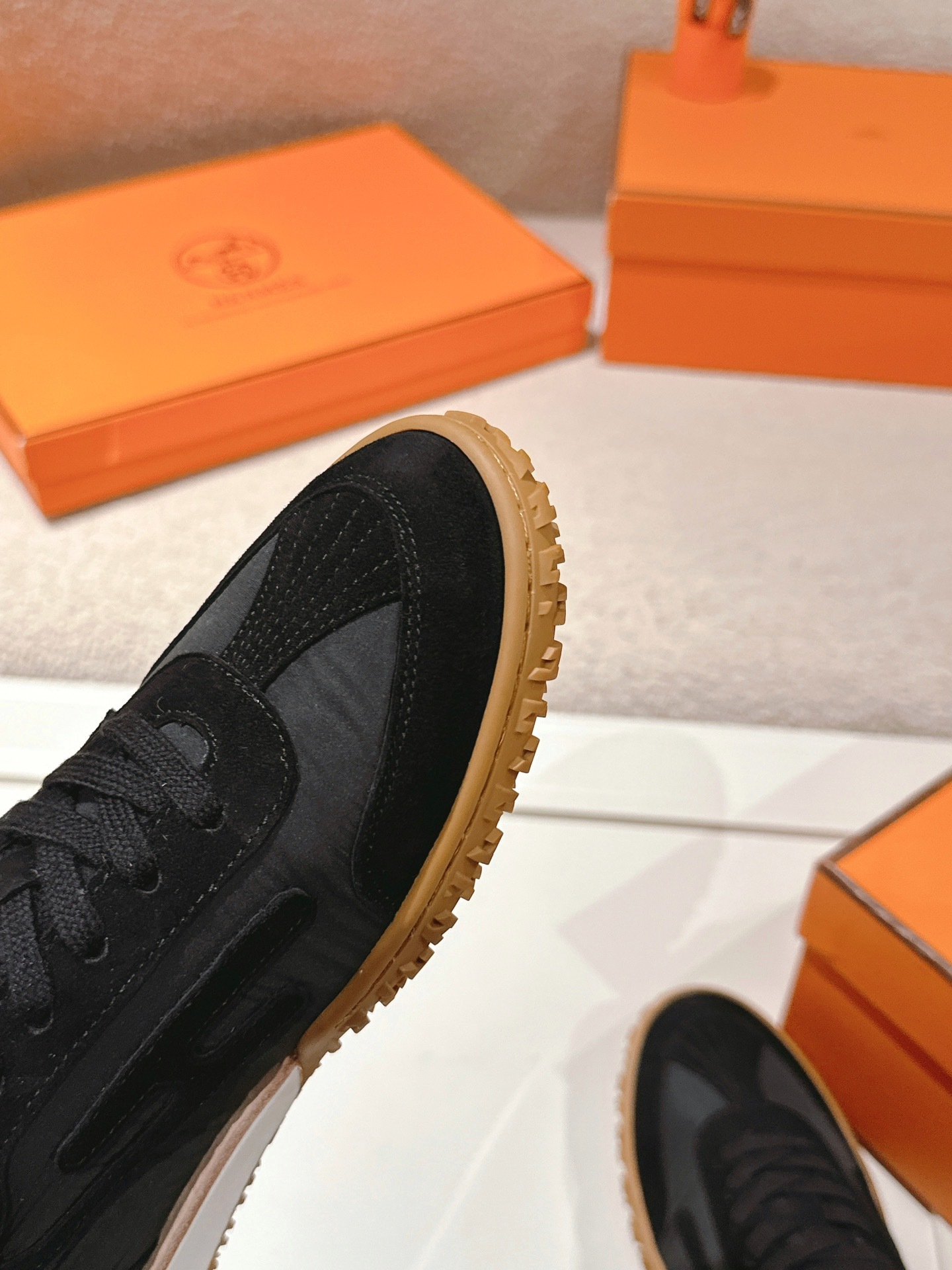 All Black Retro Canvas Sneakers Label Decor Non Slip Gum Rubber Sole Breathable Casual Walking Shoes For Women