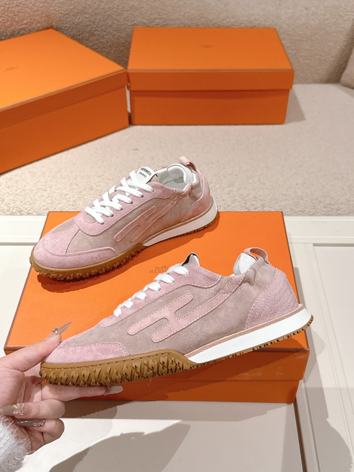 Pink Suede Patchwork Retro Sneakers Women Lace Up Non-Slip Gum Rubber Sole Lightweight Daily Walking Casual Trainers