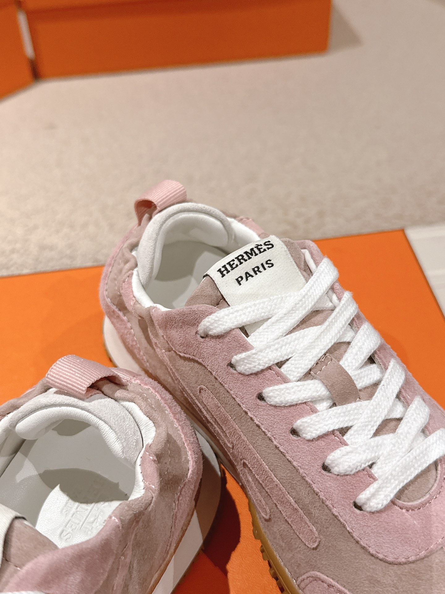 Pink Suede Patchwork Retro Sneakers Women Lace Up Non-Slip Gum Rubber Sole Lightweight Daily Walking Casual Trainers