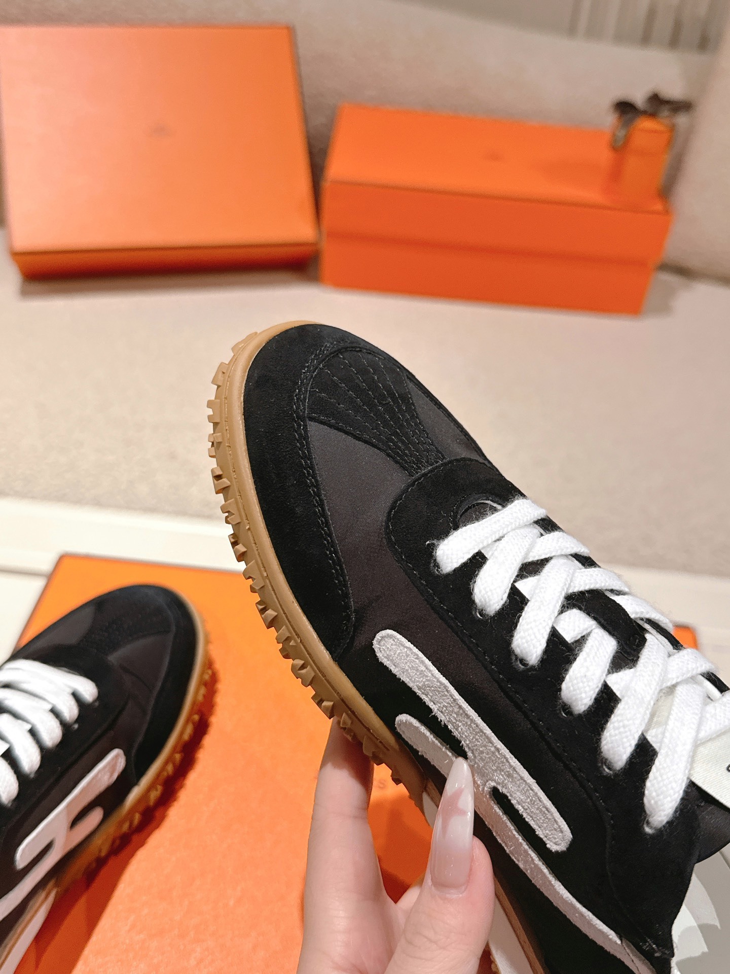 Vintage Stitching German Training Shoes Women Thick Rubber Sole Casual Sneakers Lace Up Walking Trainers