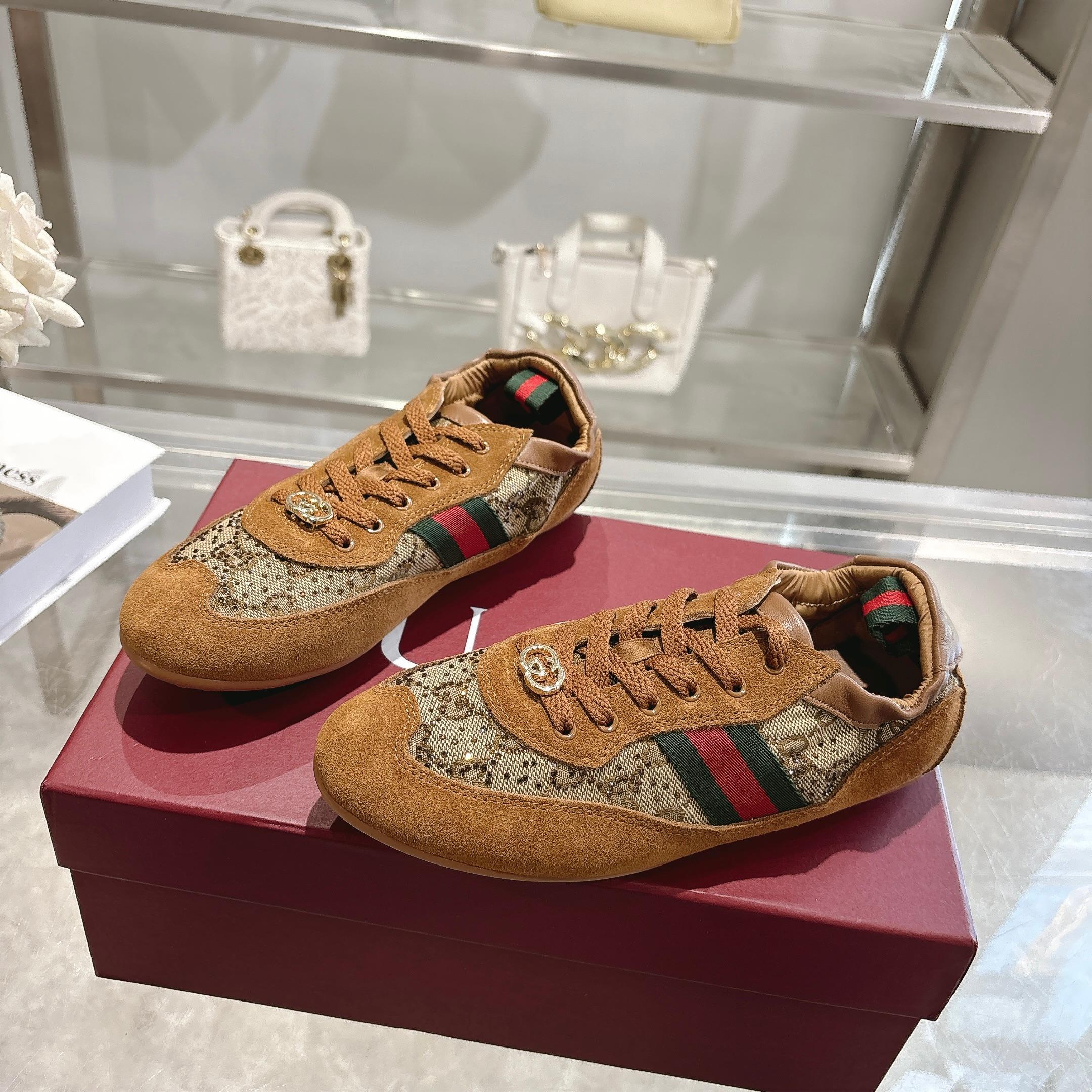 Women Vintage Brown Printed Suede Sneakers Classic Web Stripe Lace-Up Flat Shoes Non-Slip Rubber Sole Luxury Casual Walking Trainers EU35-EU40