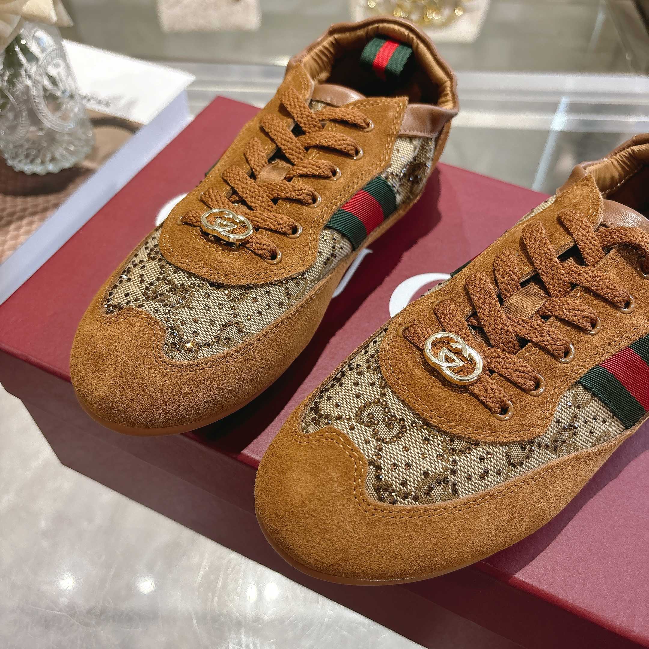 Women Vintage Brown Printed Suede Sneakers Classic Web Stripe Lace-Up Flat Shoes Non-Slip Rubber Sole Luxury Casual Walking Trainers EU35-EU40