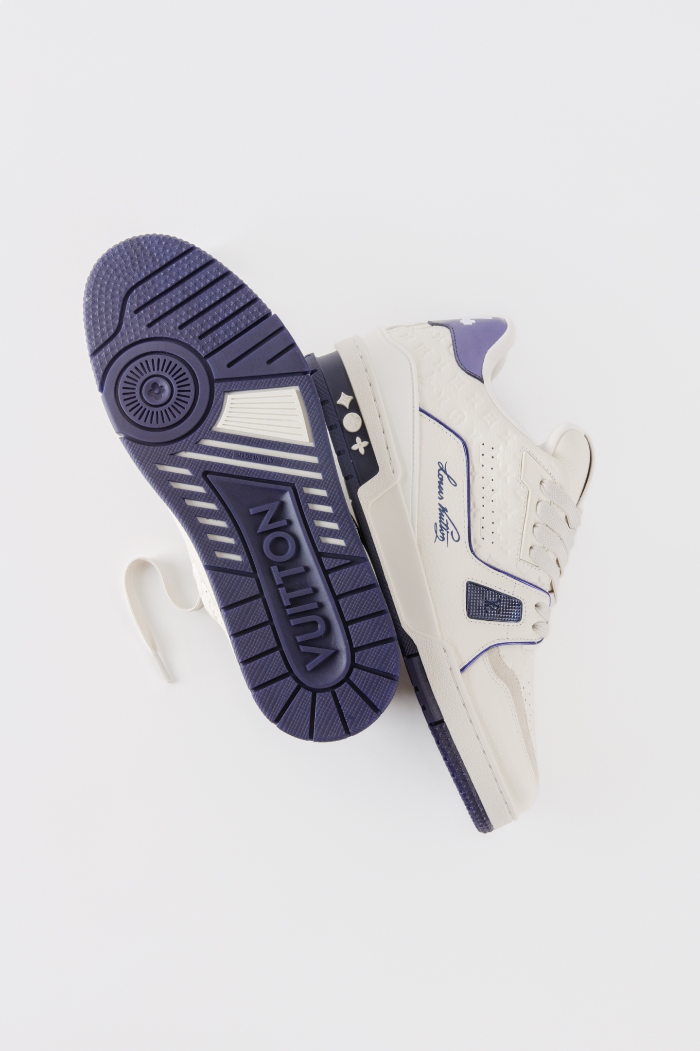 White Blue Line Leather Low-top Skate Shoes Unisex Fashion Casual Sneakers