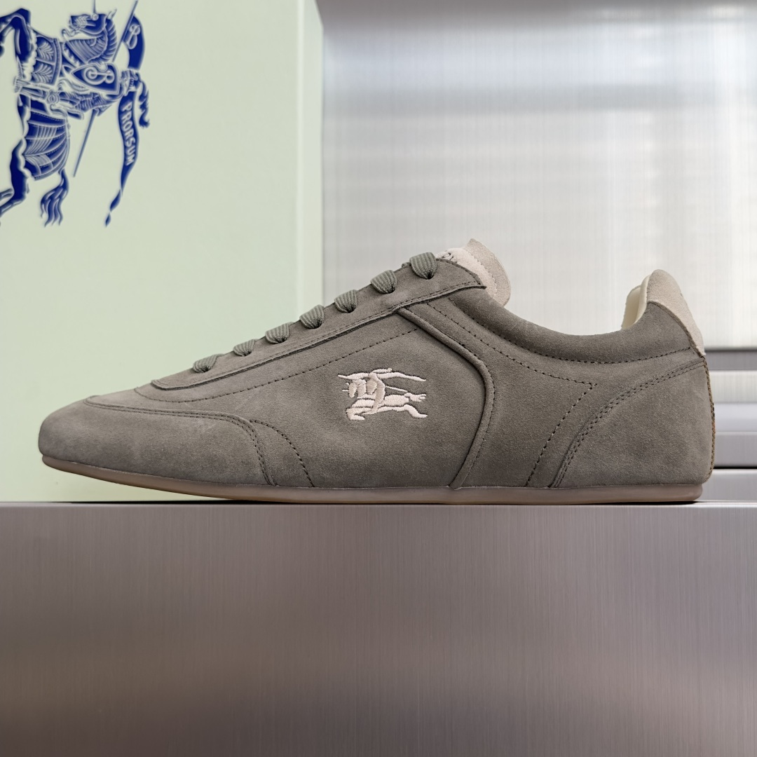 Men Gray Suede Retro German Trainers Embroidery Logo Low Top Lace Up Casual Sneakers Non Slip Gum Rubber Sole Daily Walking Shoes