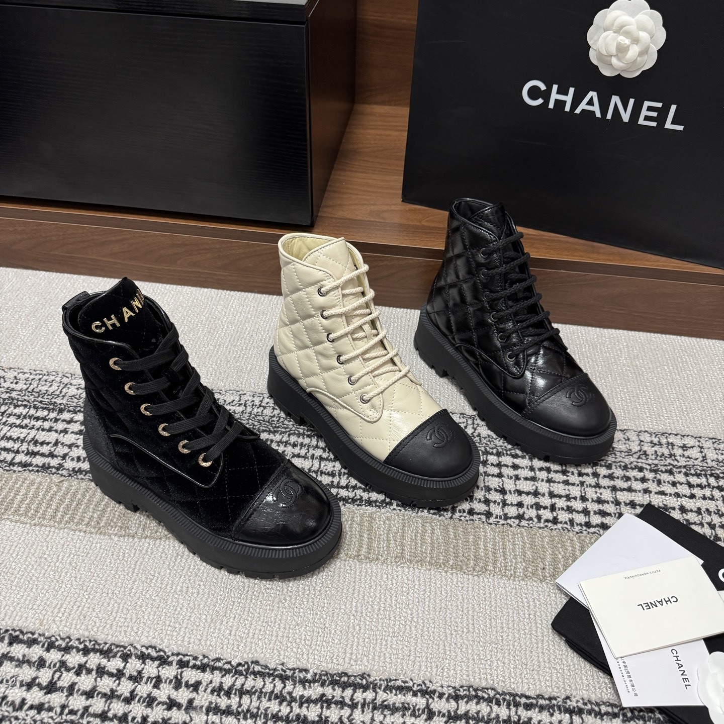 Women Fashion Platform Ankle Boots Lace Up Short Martin Boots Patchwork Toe Casual Walking Shoes Multicolor Unisex