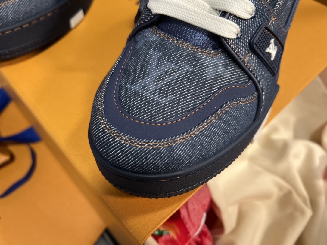 Men Dark Denim Jacquard Low Top Skate Shoes Thick White Shoelace Casual Sneakers Wear-resistant Non-slip Fashion Street Daily Walking Shoes