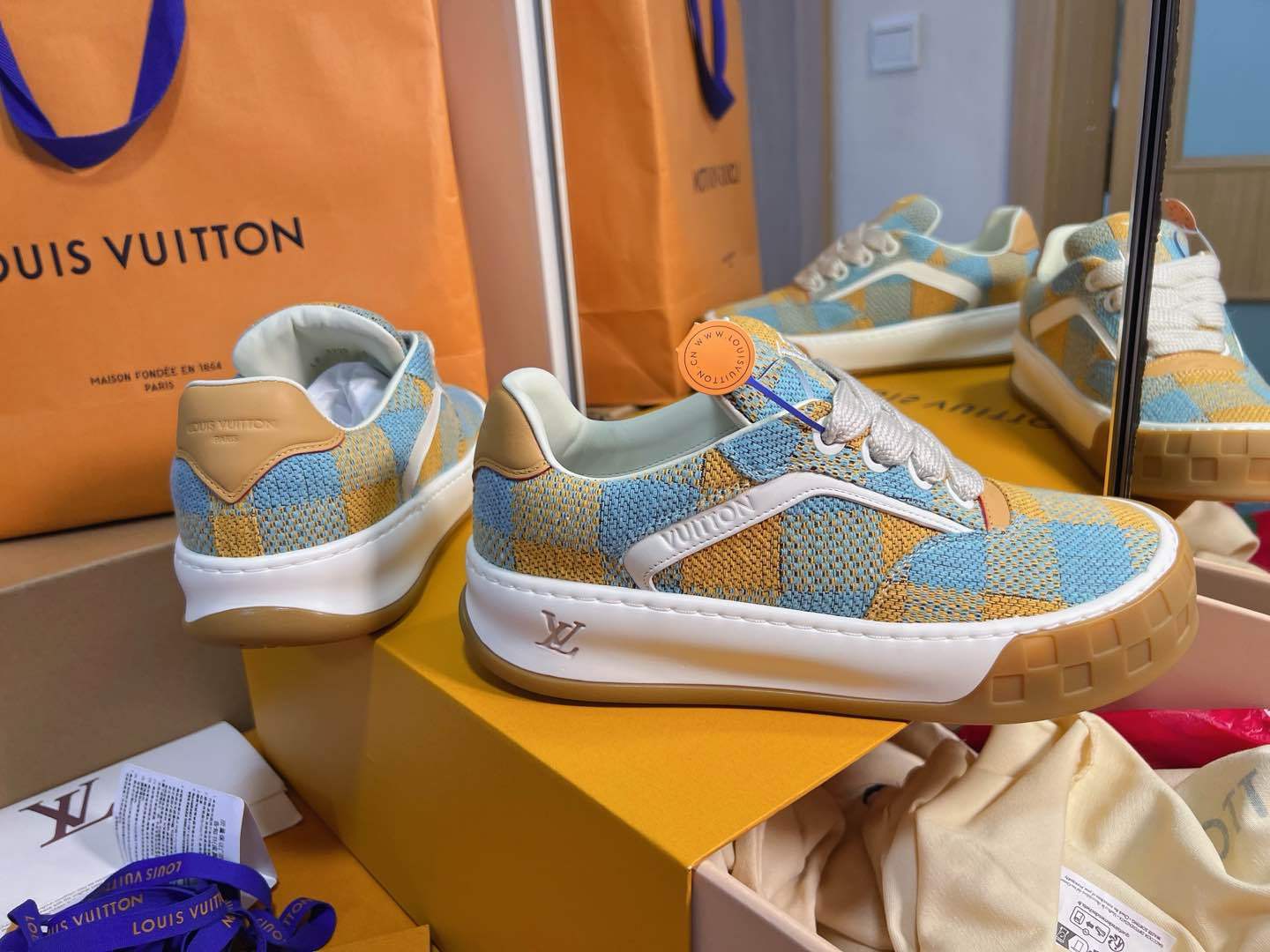 Blue Yellow Plaid Knitted Casual Skate Shoes Unisex Lace Up Fashion Sneakers