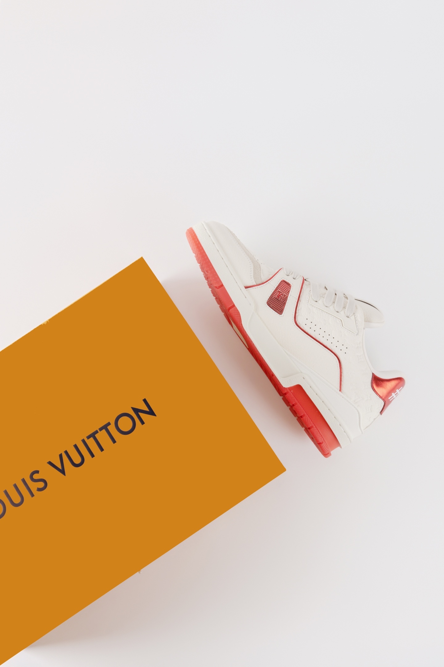 White Red Stitching Leather Low Top Sneakers Unisex Fashion Skate Casual Shoes