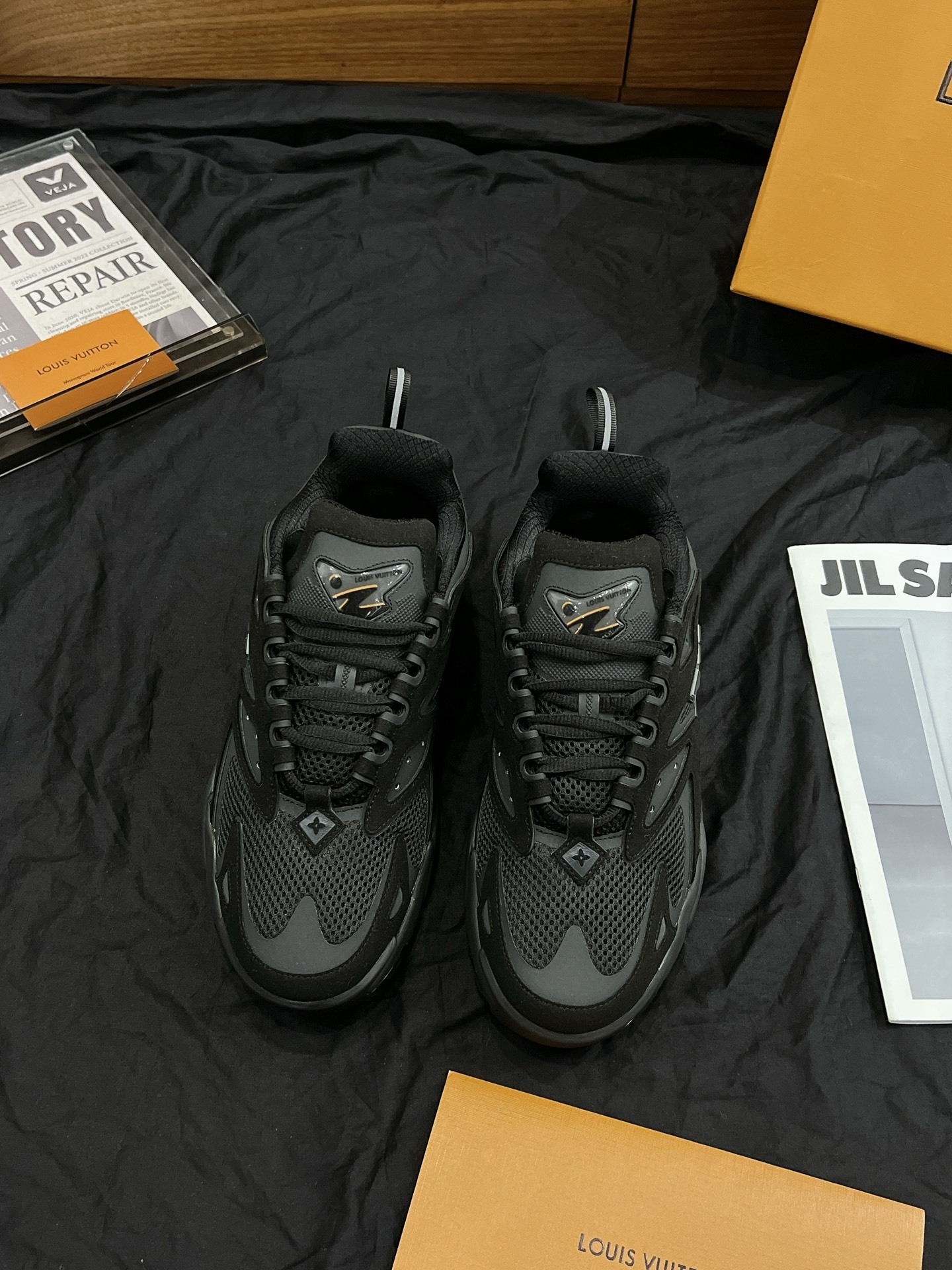 All Black Chunky Platform Dad Shoes Men Breathable Mesh Non-Slip Outdoor Walking Sneakers Fashion Casual Sports Trainers