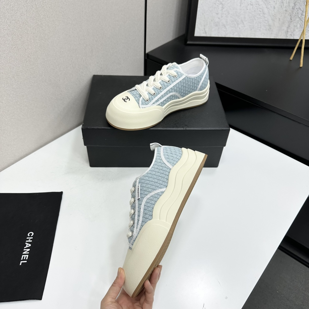 Women Light Blue Jacquard Wave Platform Canvas Shoes Height Increasing Non Slip Casual Skate Sneakers