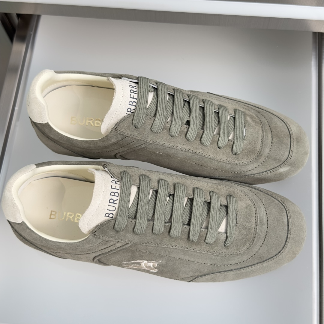 Men Gray Suede Retro German Trainers Embroidery Logo Low Top Lace Up Casual Sneakers Non Slip Gum Rubber Sole Daily Walking Shoes