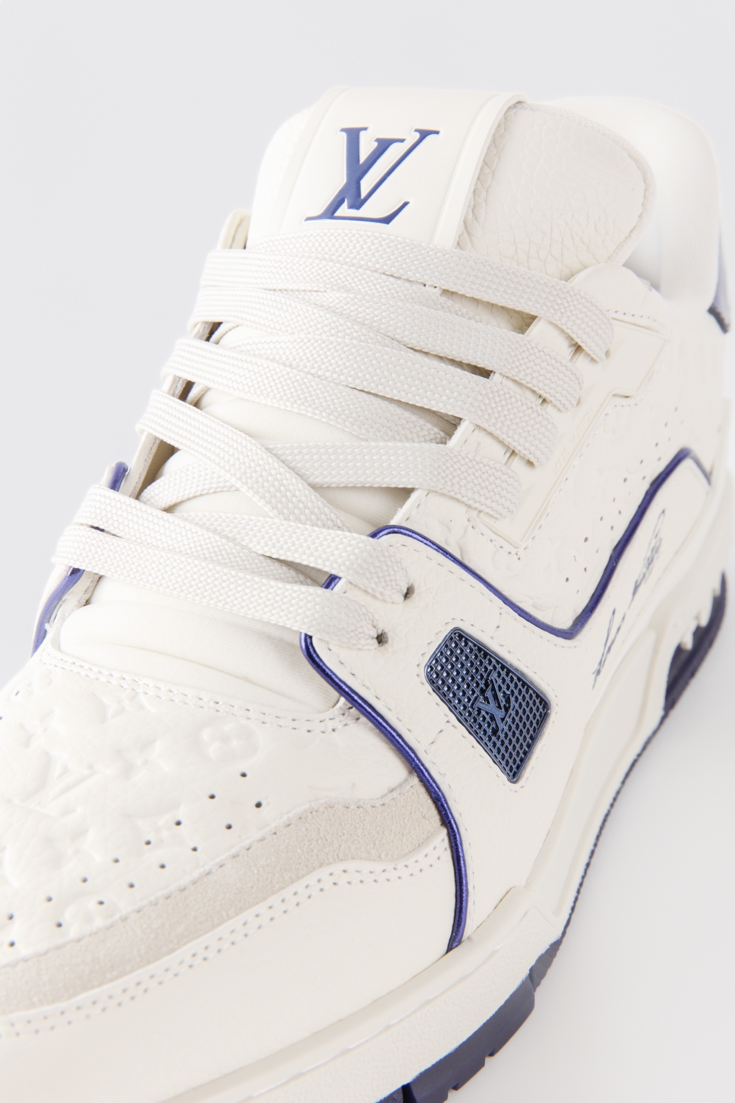 White Blue Line Leather Low-top Skate Shoes Unisex Fashion Casual Sneakers