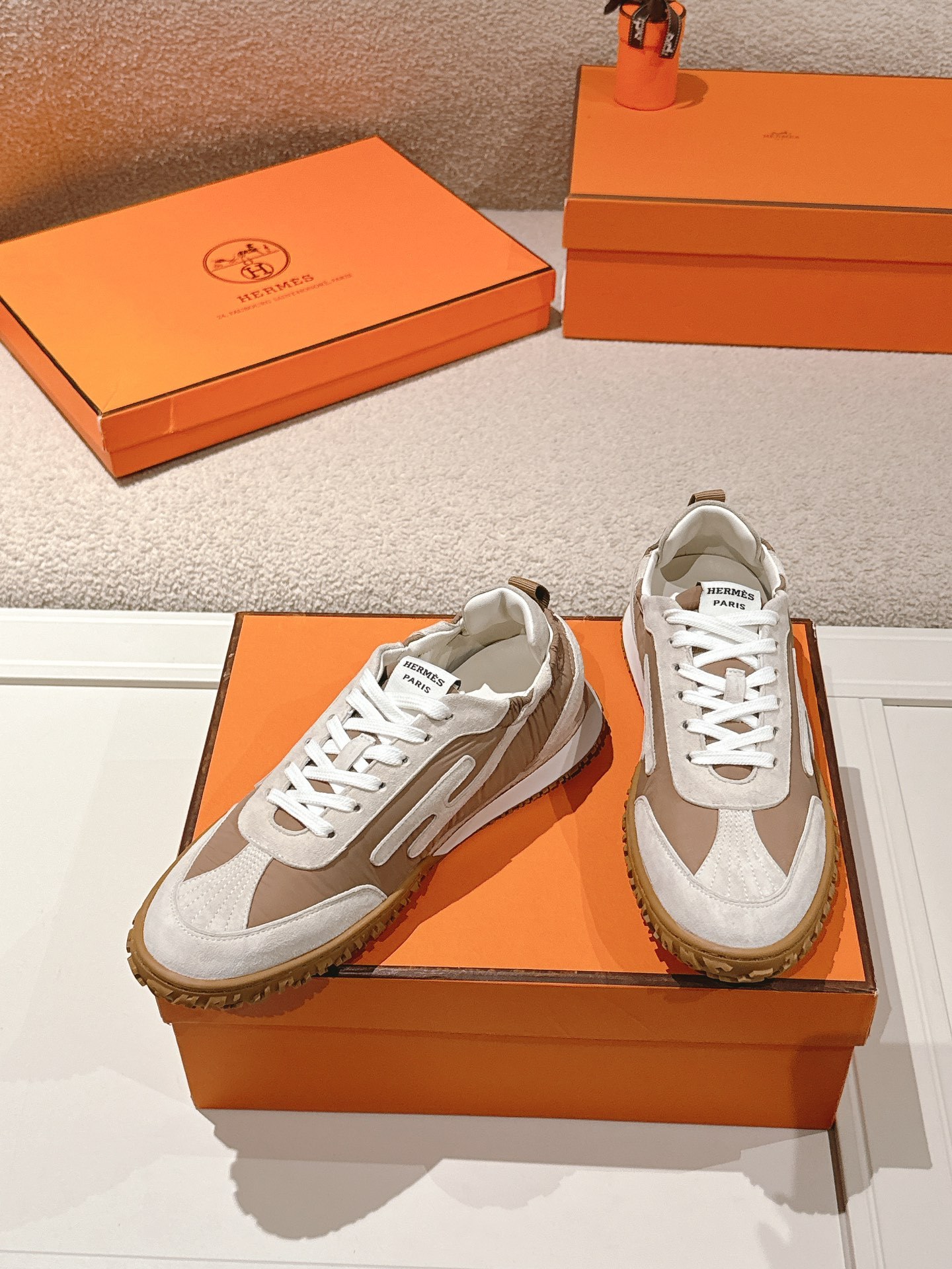 Women Retro Brown Patchwork Sneakers Suede Stitching Non Slip Gum Sole Casual Walking Trainers