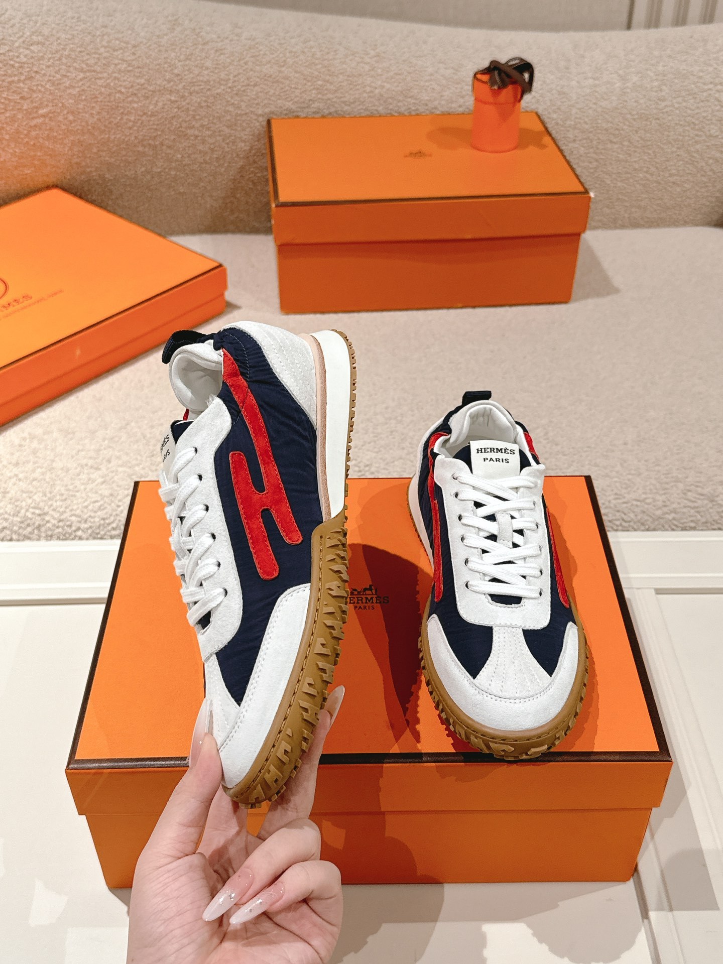 Women Navy Red Color Block Retro Sneakers Stripe Decor Non Slip Gum Rubber Sole Casual Walking Trainers