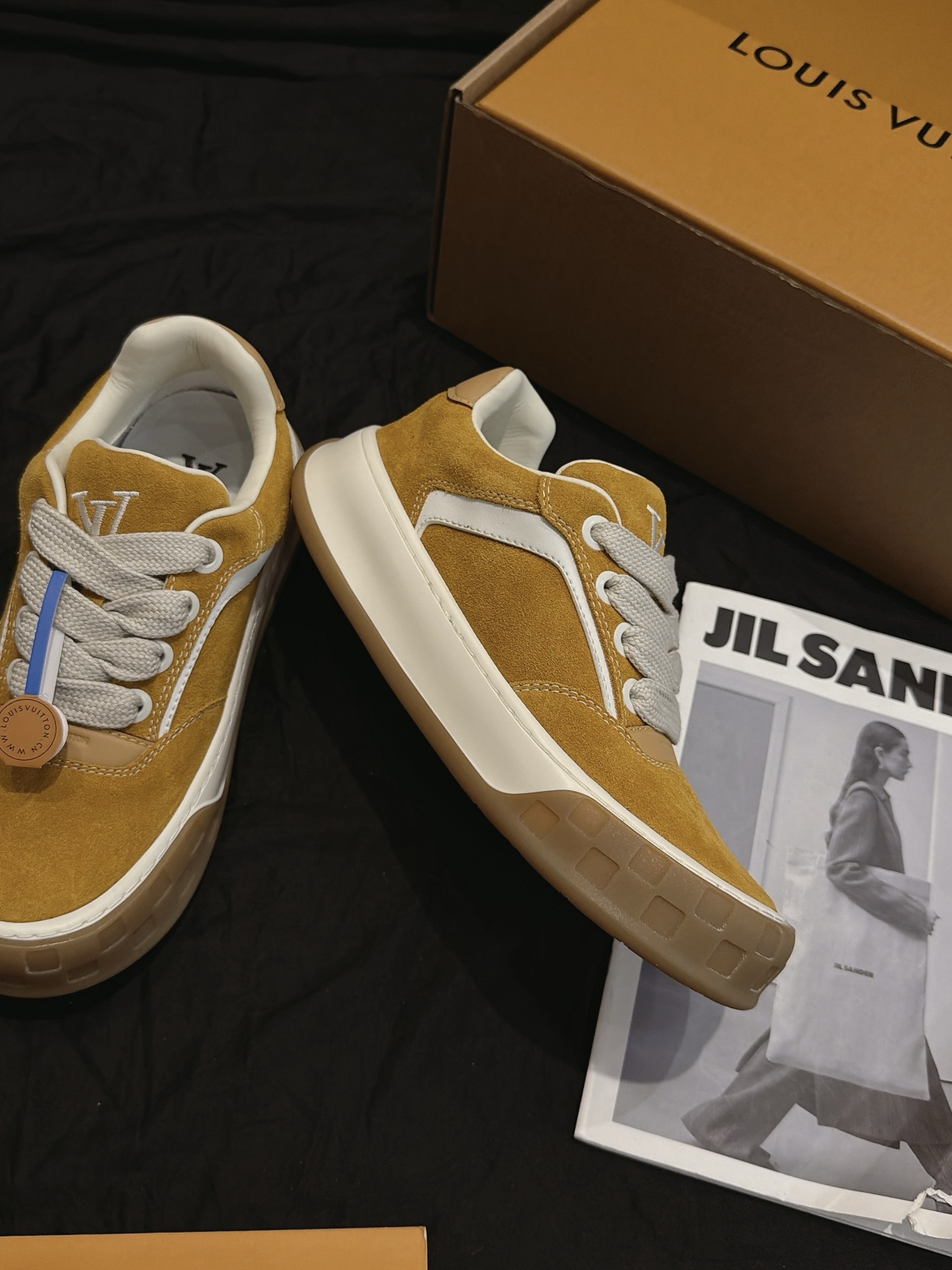 Yellow Suede Stitching Casual Skate Shoes Thick Platform Non Slip Sneakers Fashion Lace Up Walking Shoes Unisex