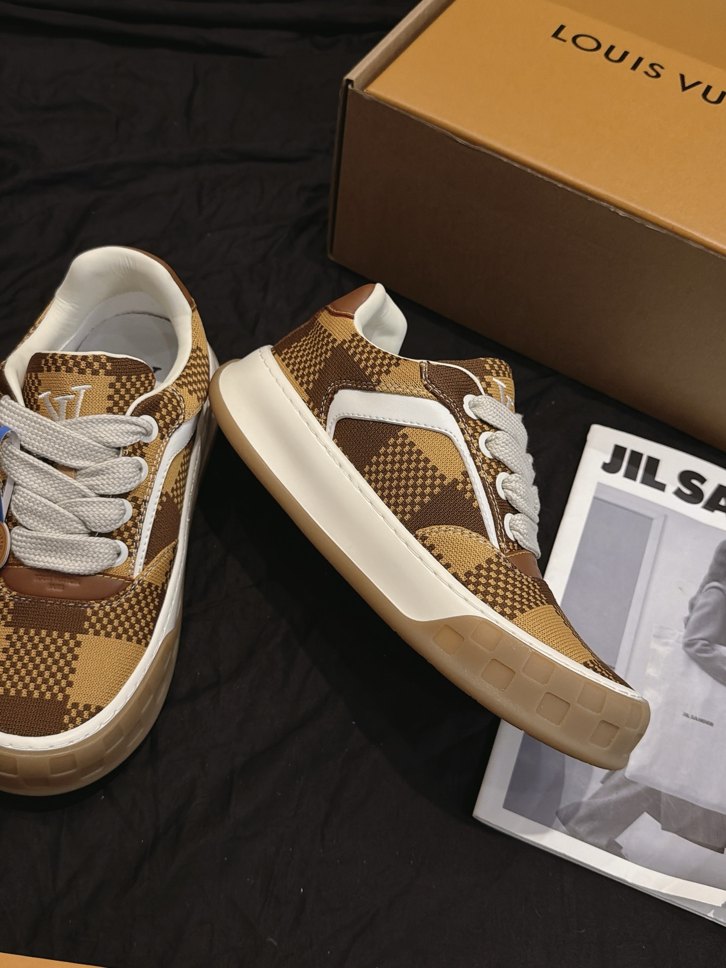 Brown Plaid Print Lace Up Skate Shoes Non Slip Thick Sole Fashion Casual Sneakers Unisex