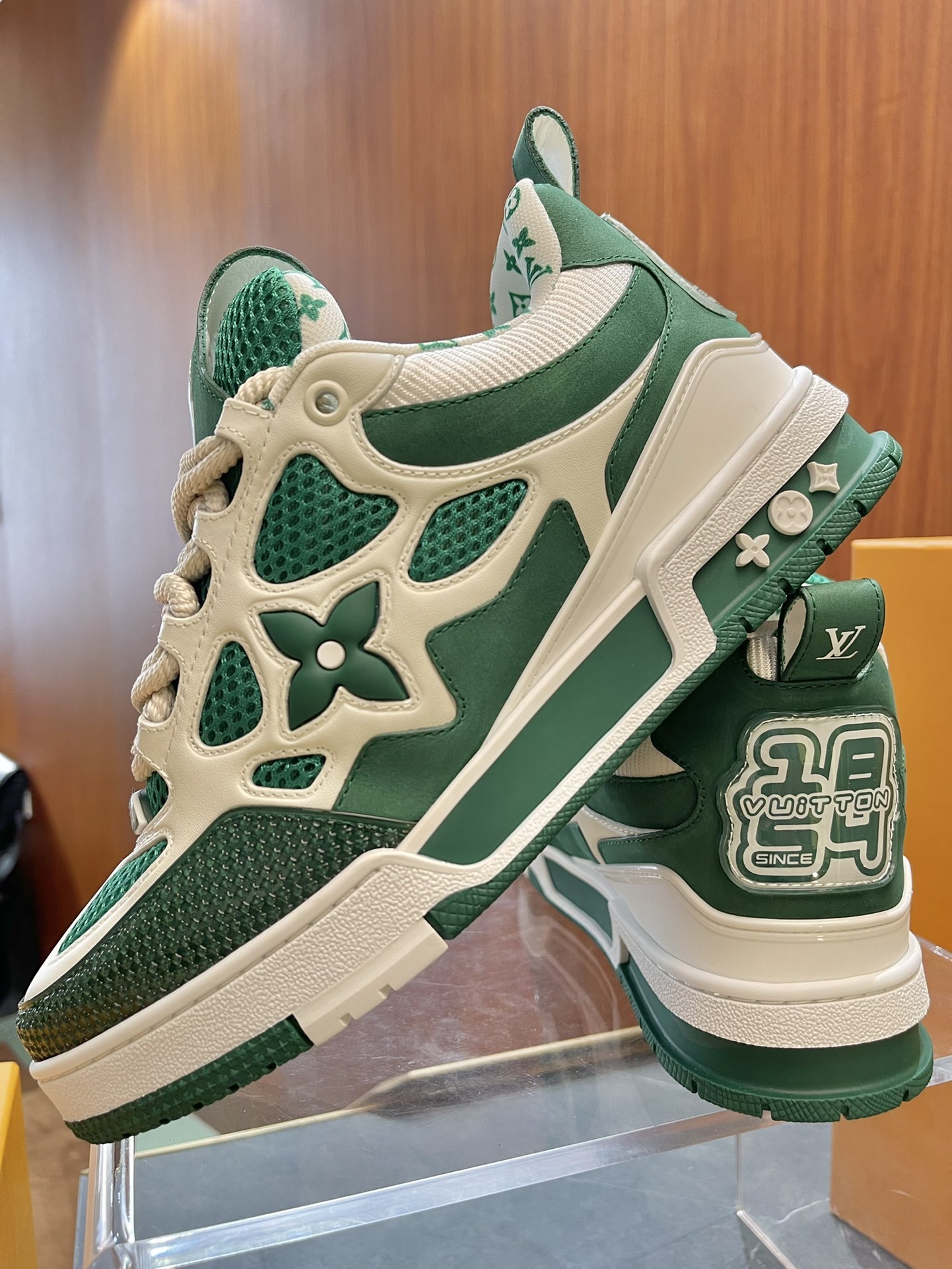 Men Color Block Mesh Skate Shoes Lace Up Low Top Casual Sneakers Breathable Walking Shoes Non Slip Thick Sole Fashion Street Shoes Multiple Colors Available