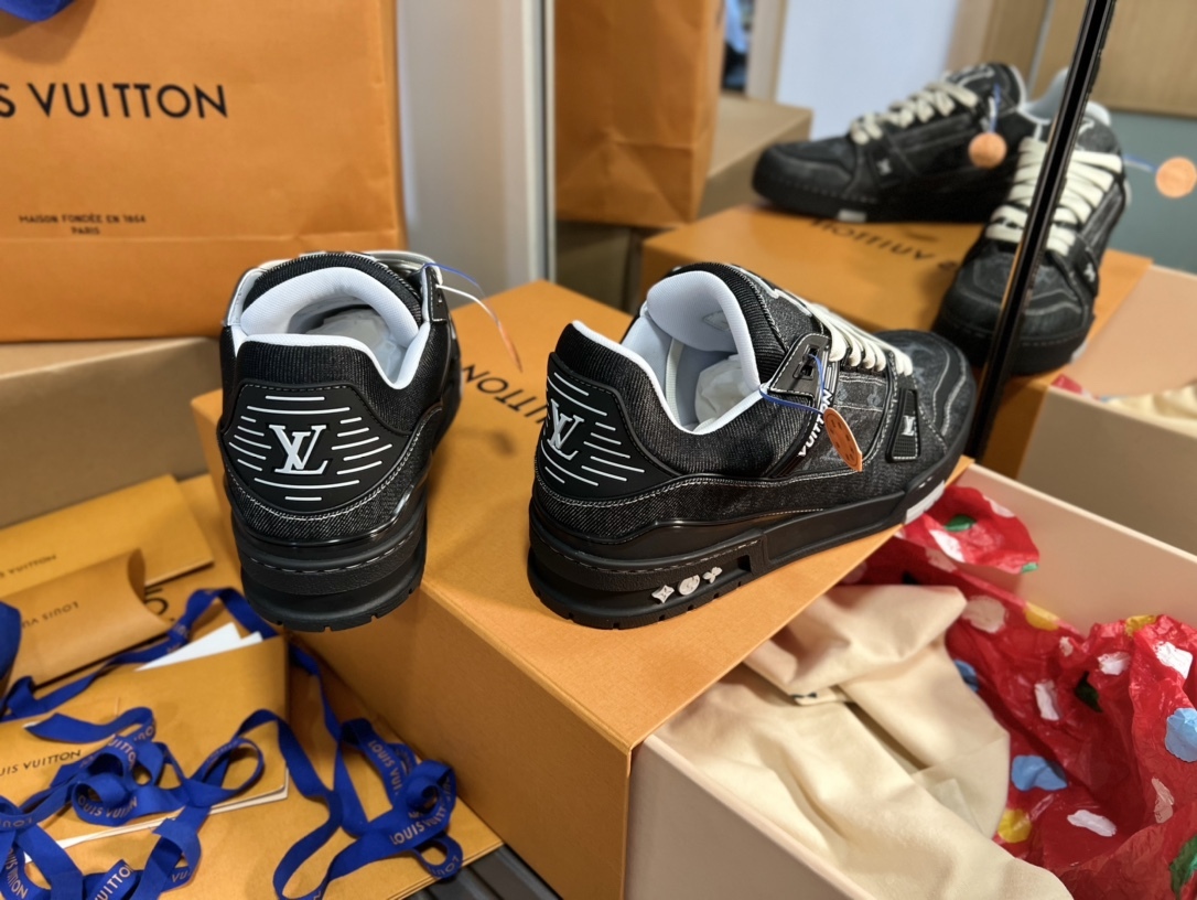Men Black Denim Jacquard Low Top Skate Shoes Fashion Thick White Laces Casual Walking Sneakers For Daily Street Wear