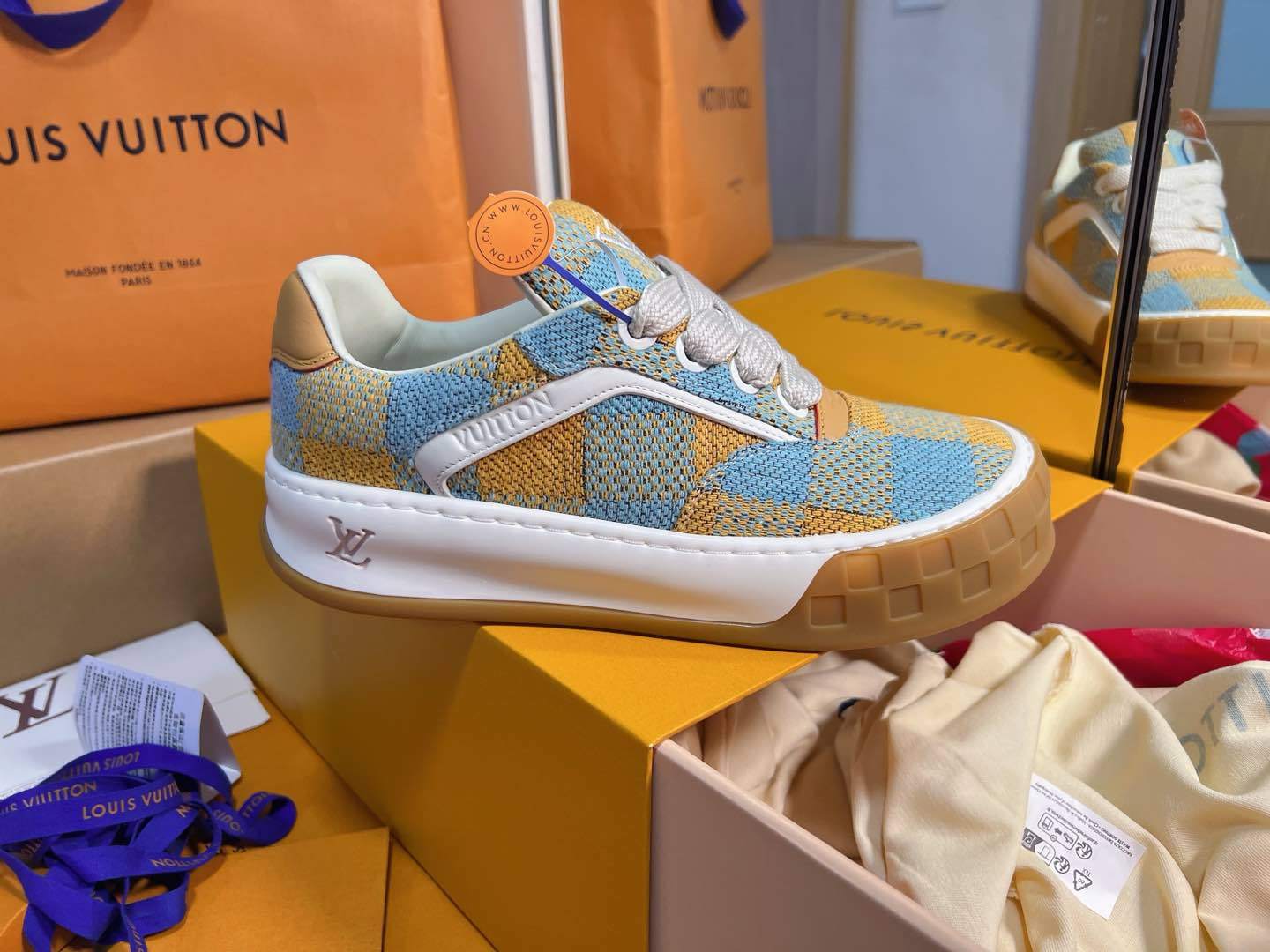 Blue Yellow Plaid Knitted Casual Skate Shoes Unisex Lace Up Fashion Sneakers