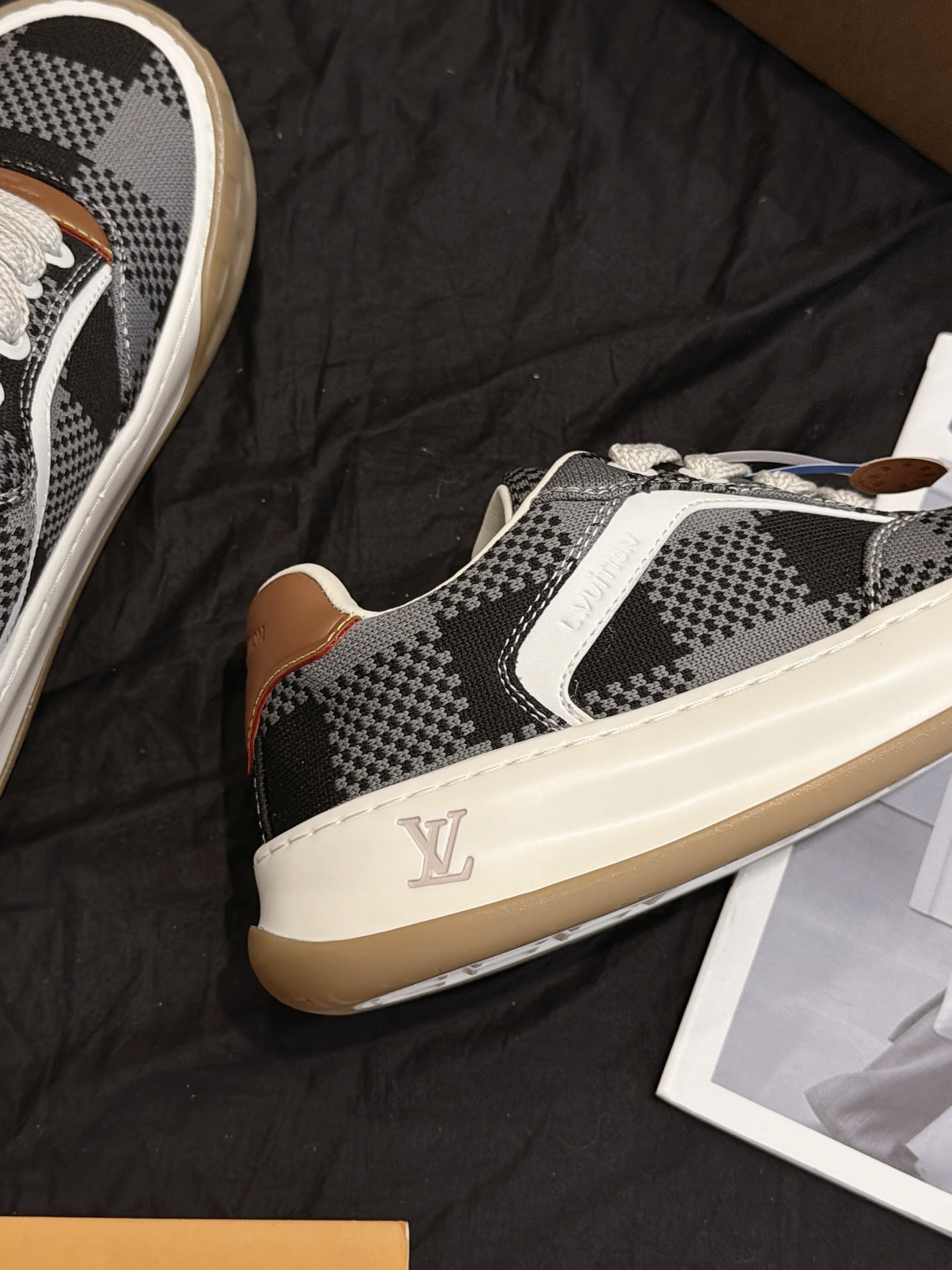 Black White Plaid Canvas Skate Shoes Retro Gum Rubber Sole Fashion Casual Sneakers Unisex