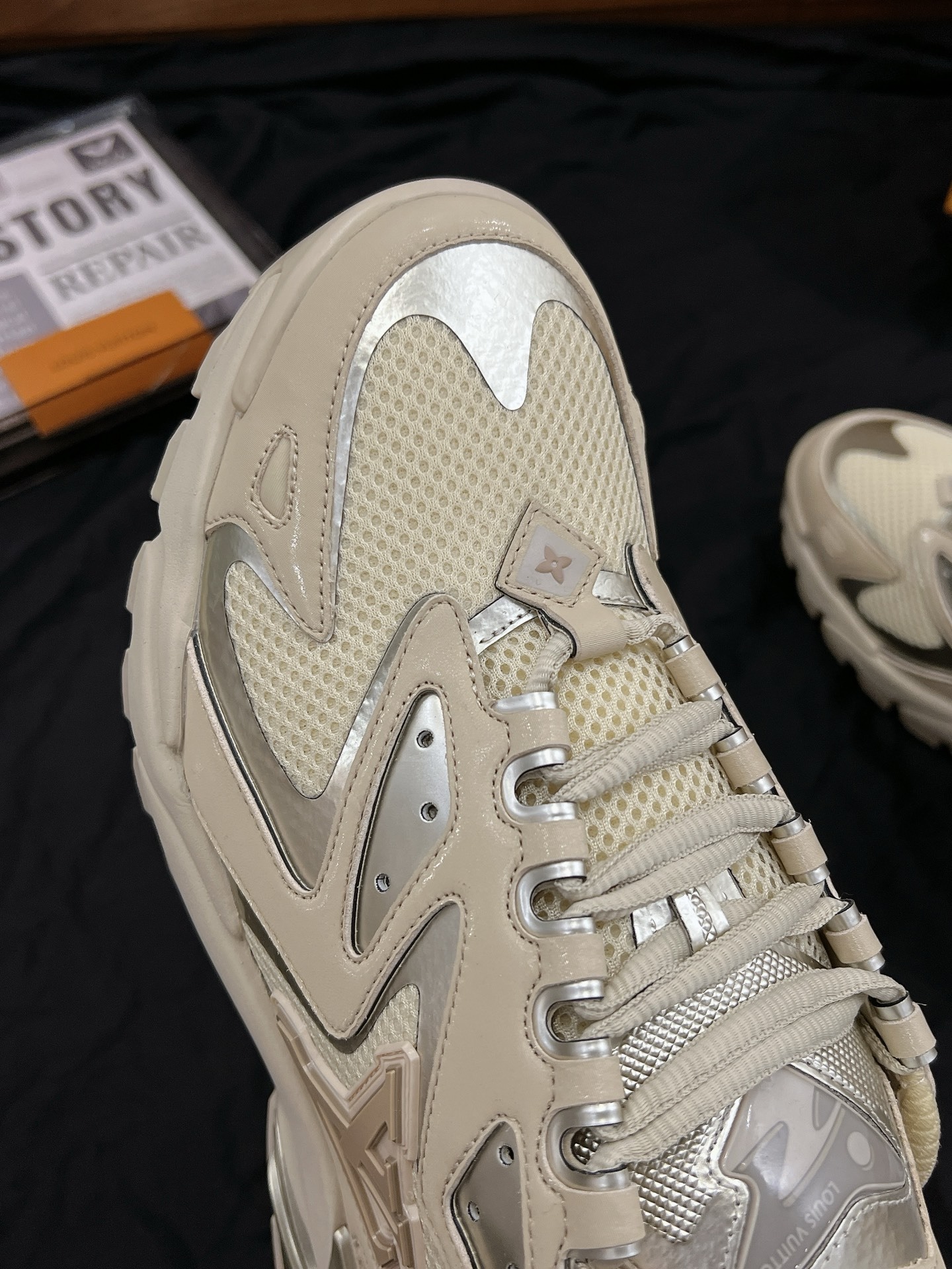 Beige Silver Spliced Chunky Platform Dad Shoes Men Breathable Mesh Non Slip Casual Walking Sneakers Fashion Outdoor Sports Trainers
