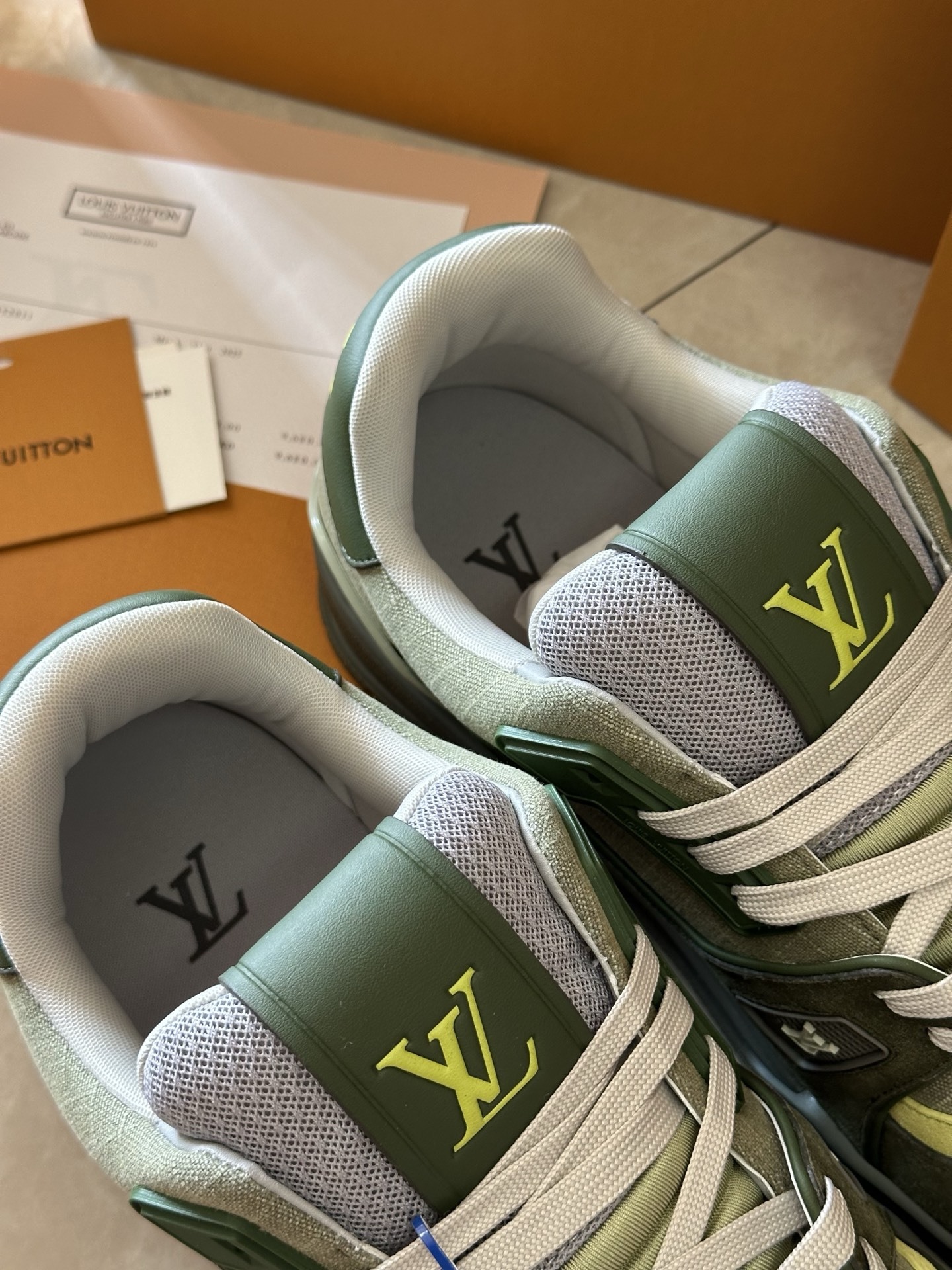 Men Color Block Green Stitching Low Top Skate Shoes Thick White Laces Retro Streetwear Casual Walking Sneakers Fashion Daily Footwear