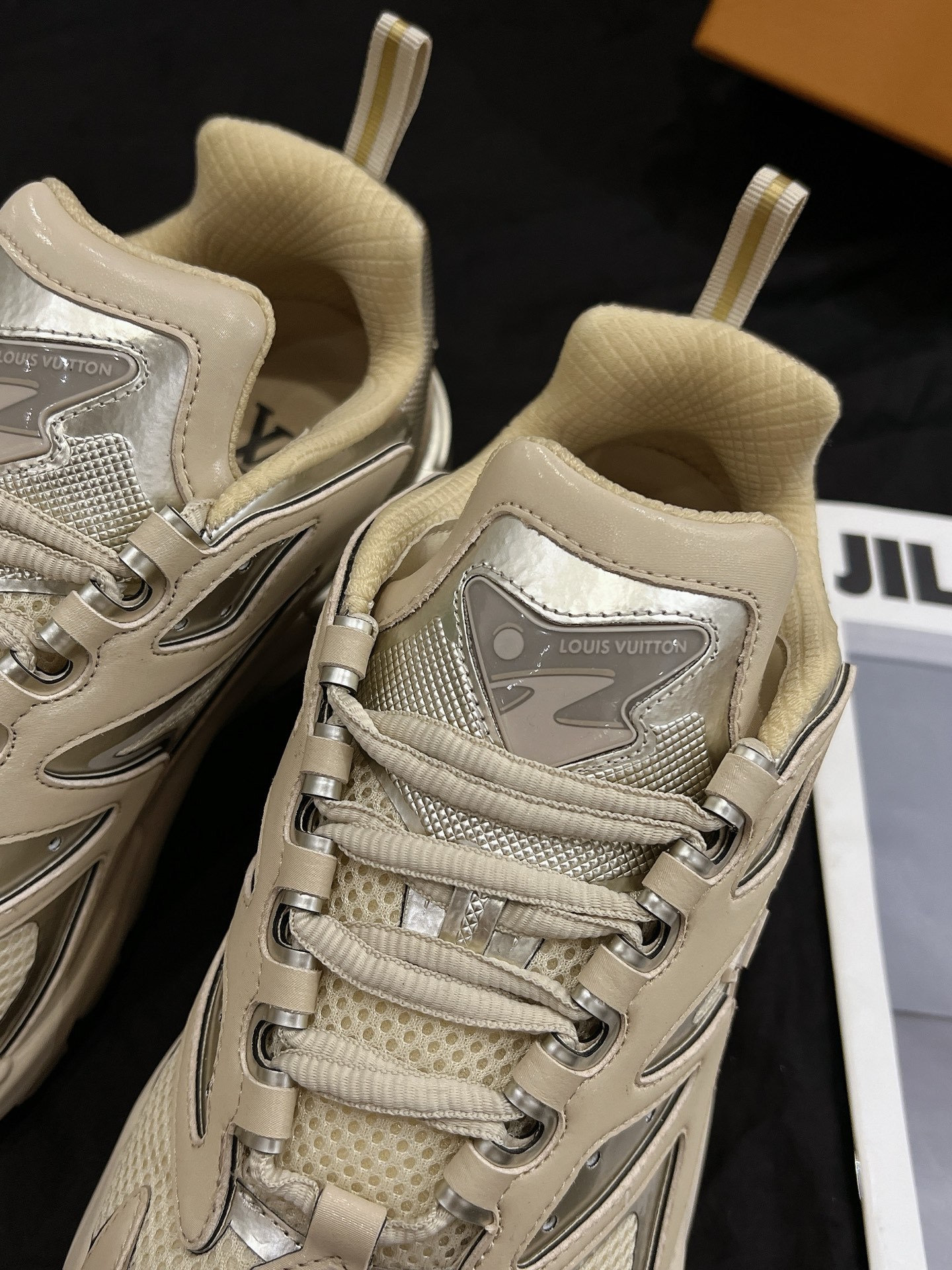 Beige Silver Spliced Chunky Platform Dad Shoes Men Breathable Mesh Non Slip Casual Walking Sneakers Fashion Outdoor Sports Trainers
