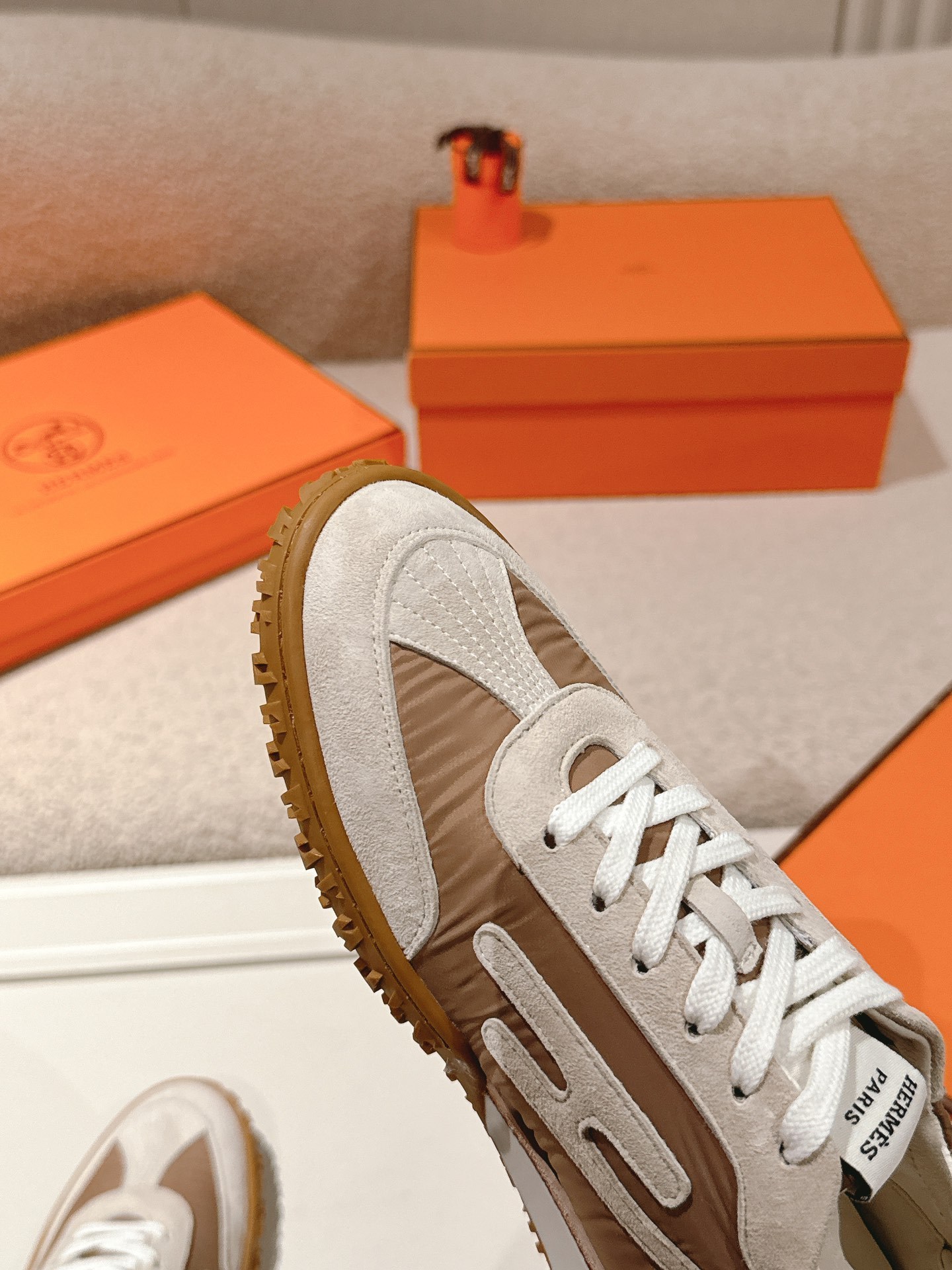 Women Retro Brown Patchwork Sneakers Suede Stitching Non Slip Gum Sole Casual Walking Trainers