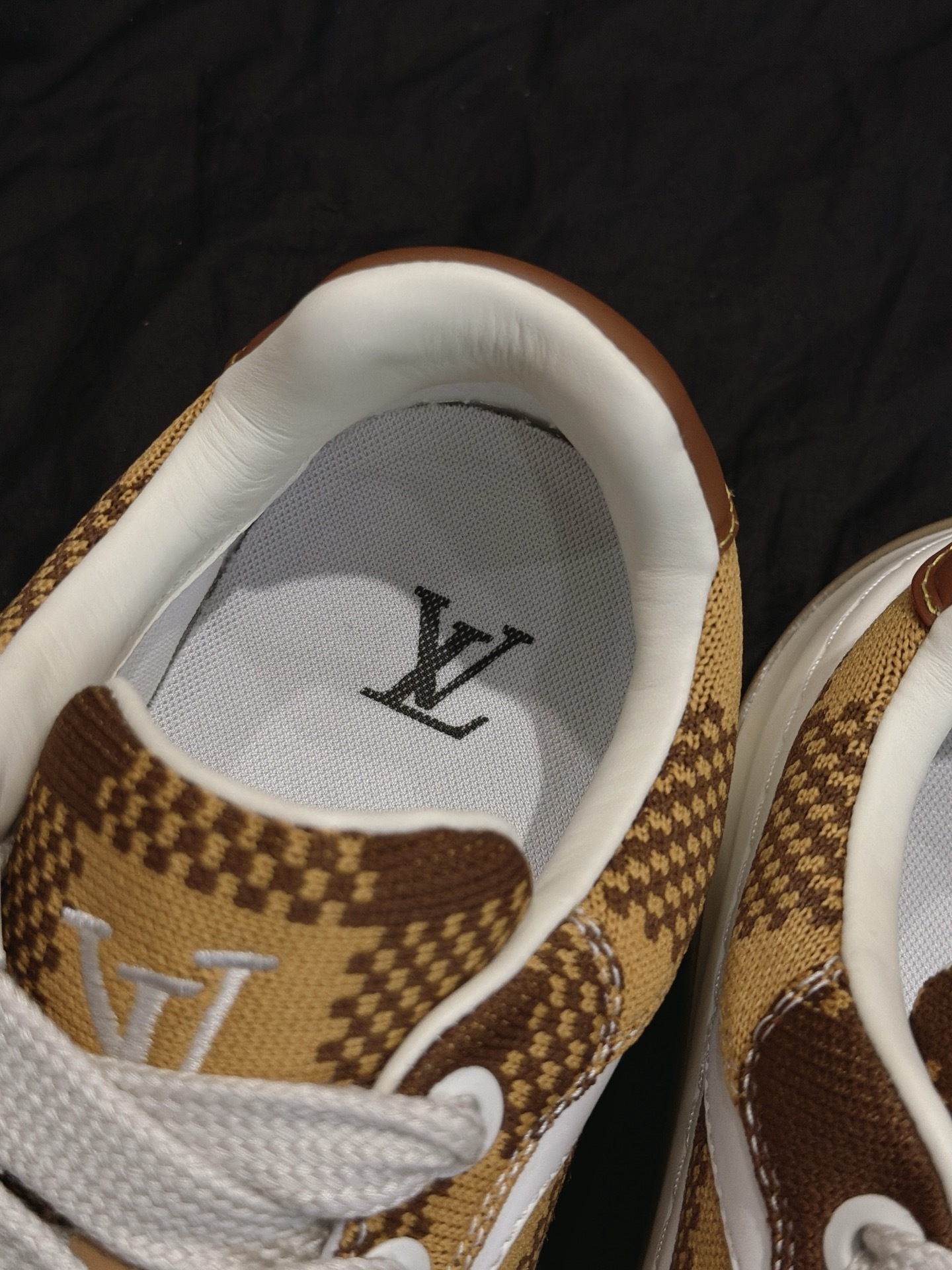 Brown Plaid Print Lace Up Skate Shoes Non Slip Thick Sole Fashion Casual Sneakers Unisex